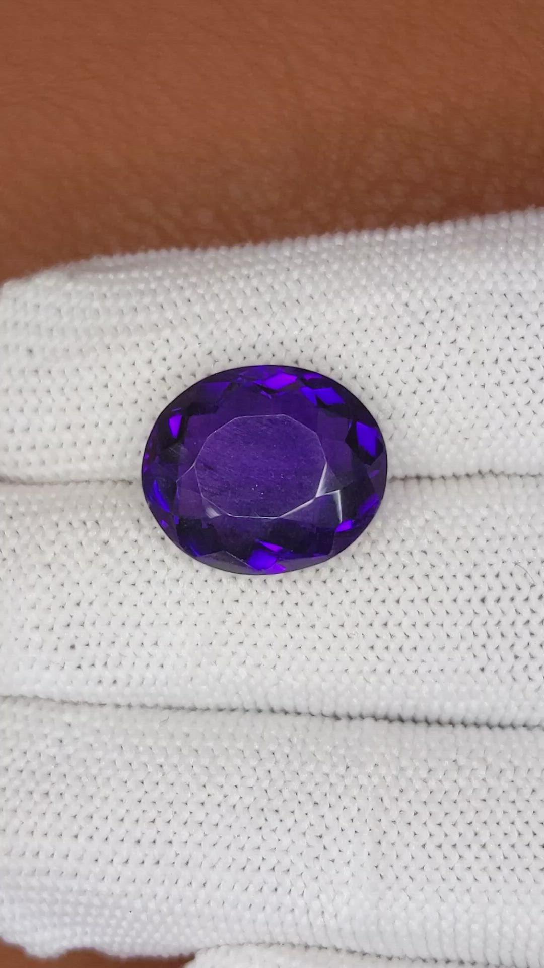 11.60 Ct. Purple Amethyst from Ceylon (Sri Lanka) Size Video