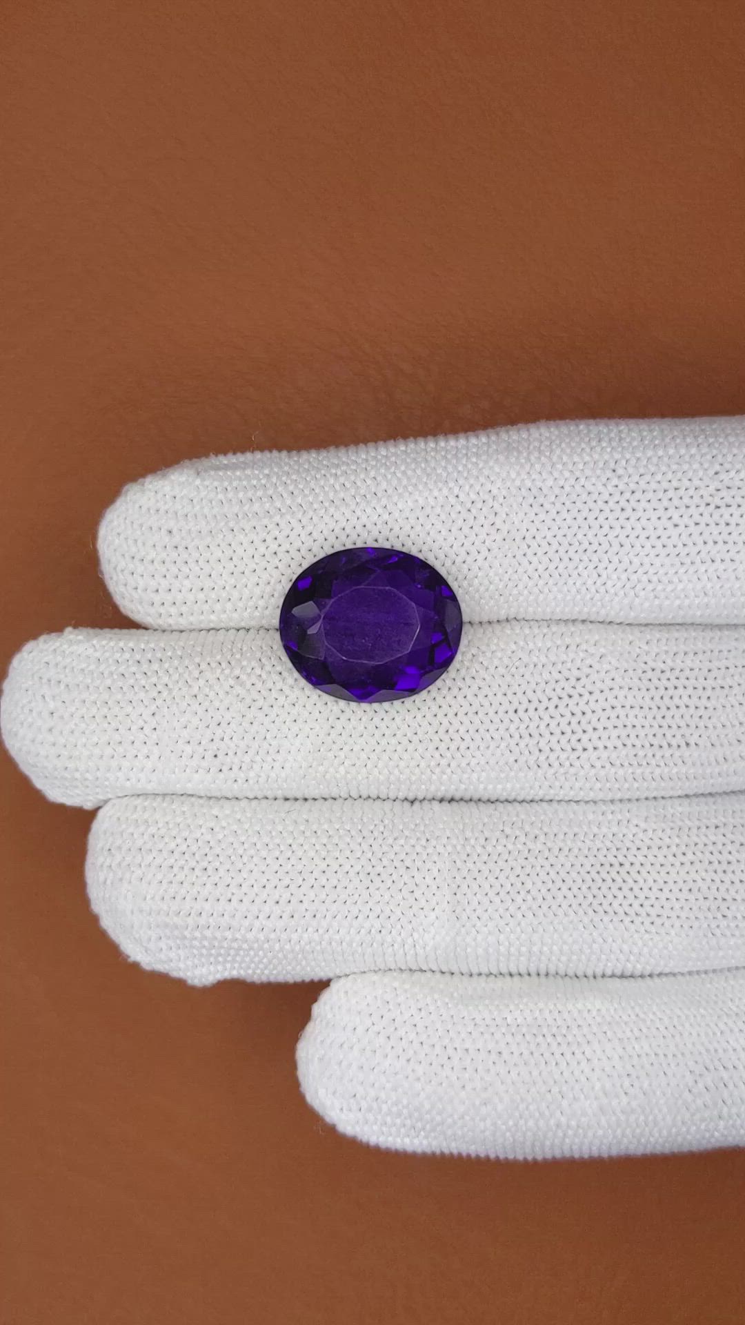 11.60 Ct. Purple Amethyst from Ceylon (Sri Lanka) Size Video