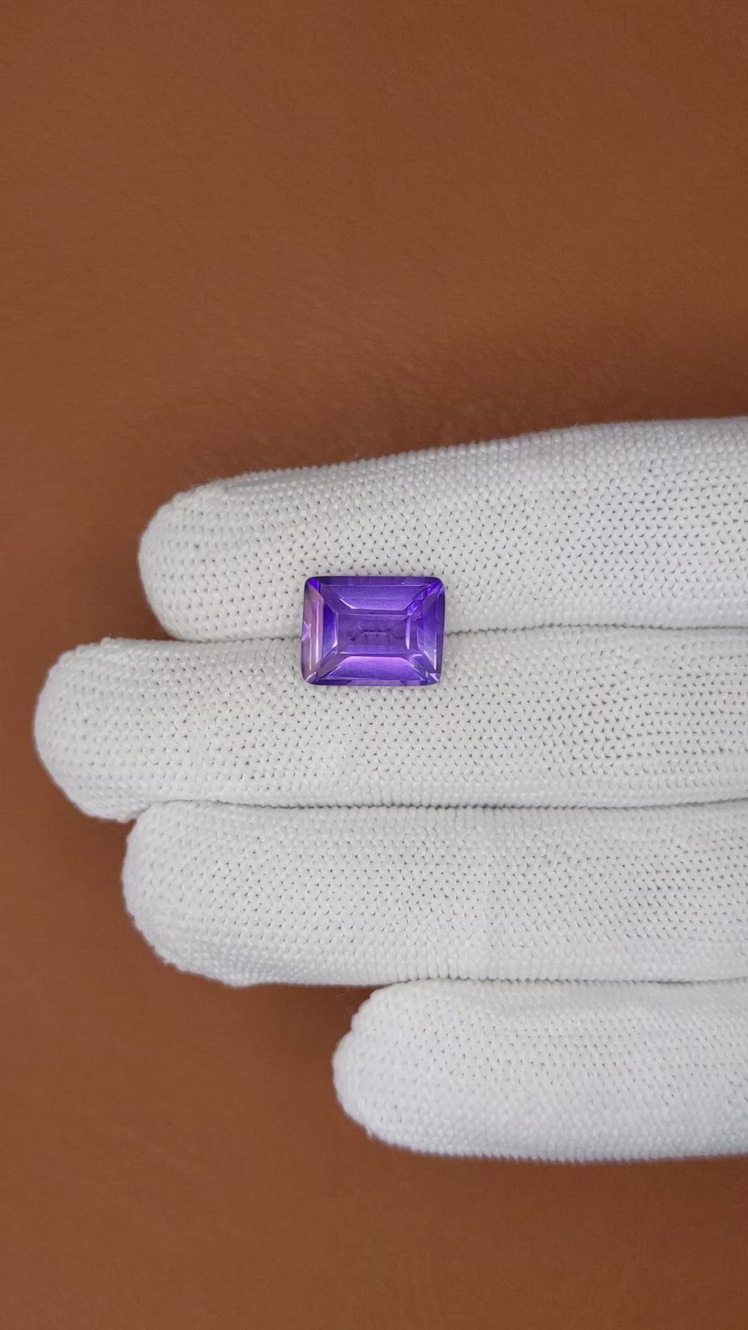 5.65 Ct. Purple Amethyst from Ceylon (Sri Lanka) Size Video