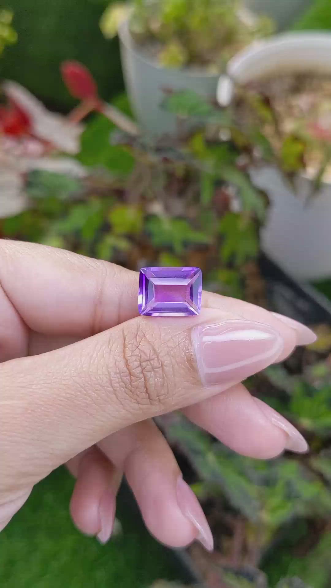 5.65 Ct. Purple Amethyst from Ceylon (Sri Lanka) Size Video