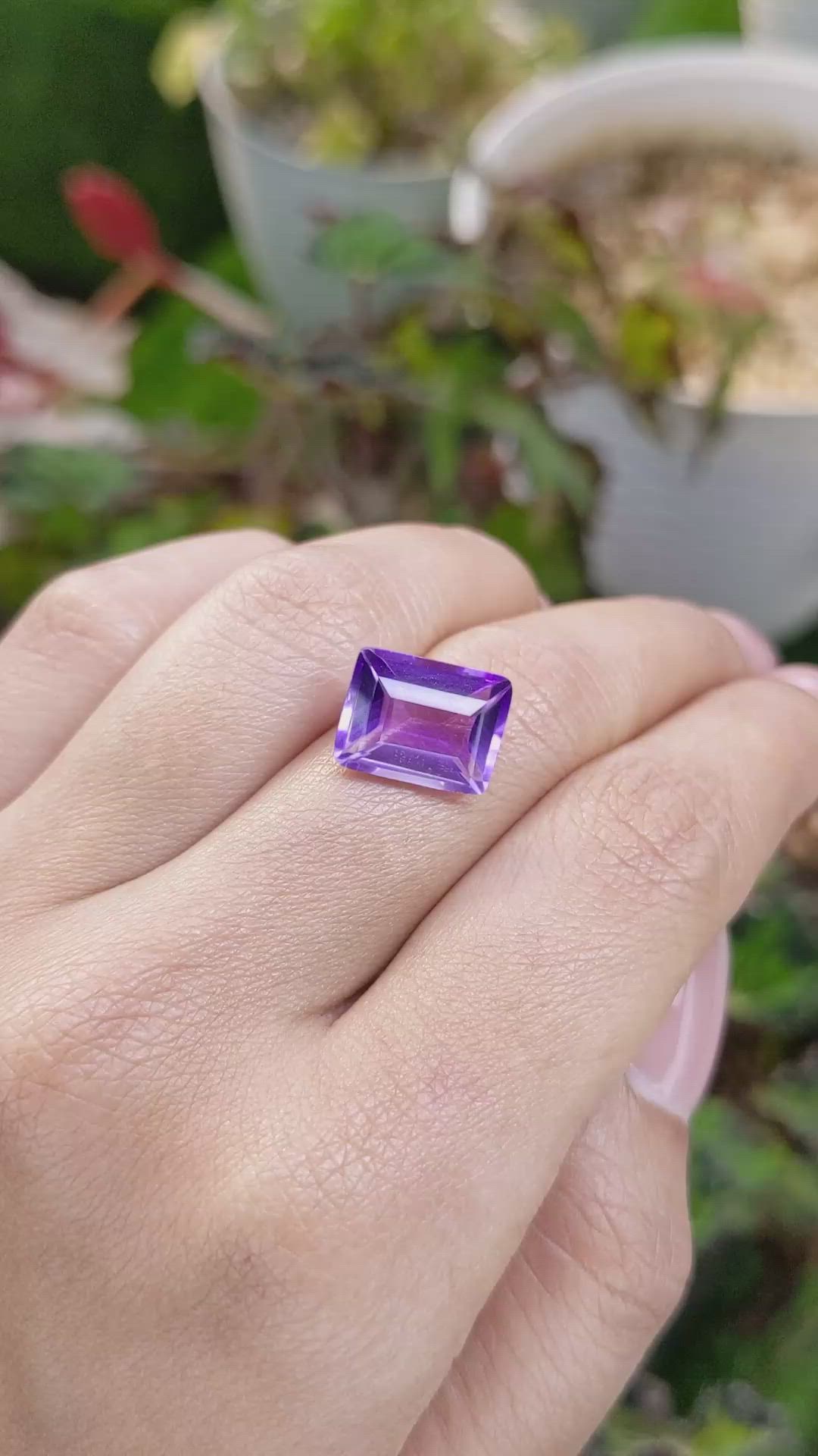 5.65 Ct. Purple Amethyst from Ceylon (Sri Lanka) Size Video
