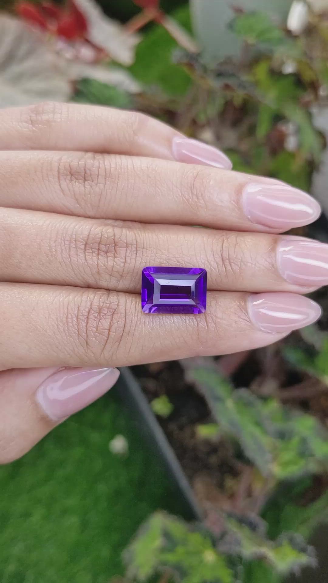 6.54 Ct. Purple Amethyst from Ceylon (Sri Lanka) Size Video