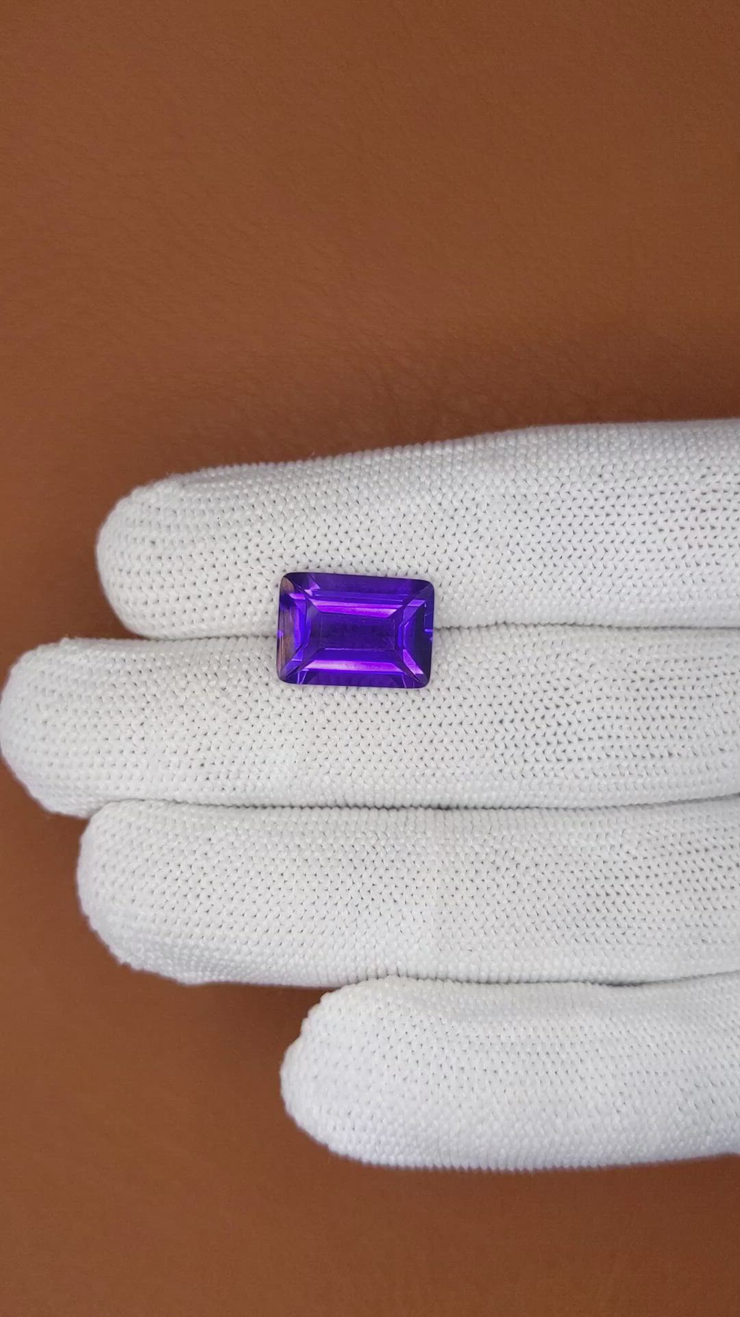 6.54 Ct. Purple Amethyst from Ceylon (Sri Lanka) Size Video