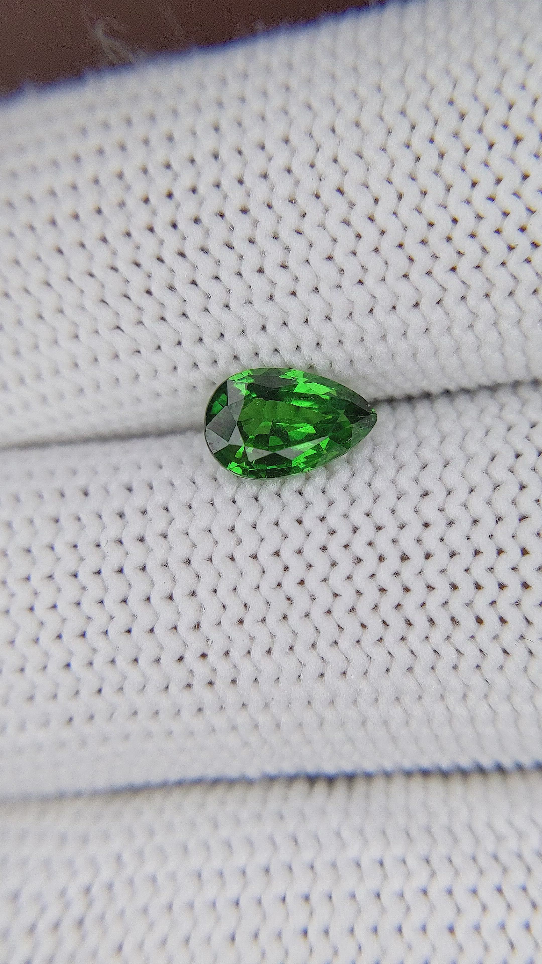 1.02 Ct. Tsavorite Garnet from South Africa Size Video