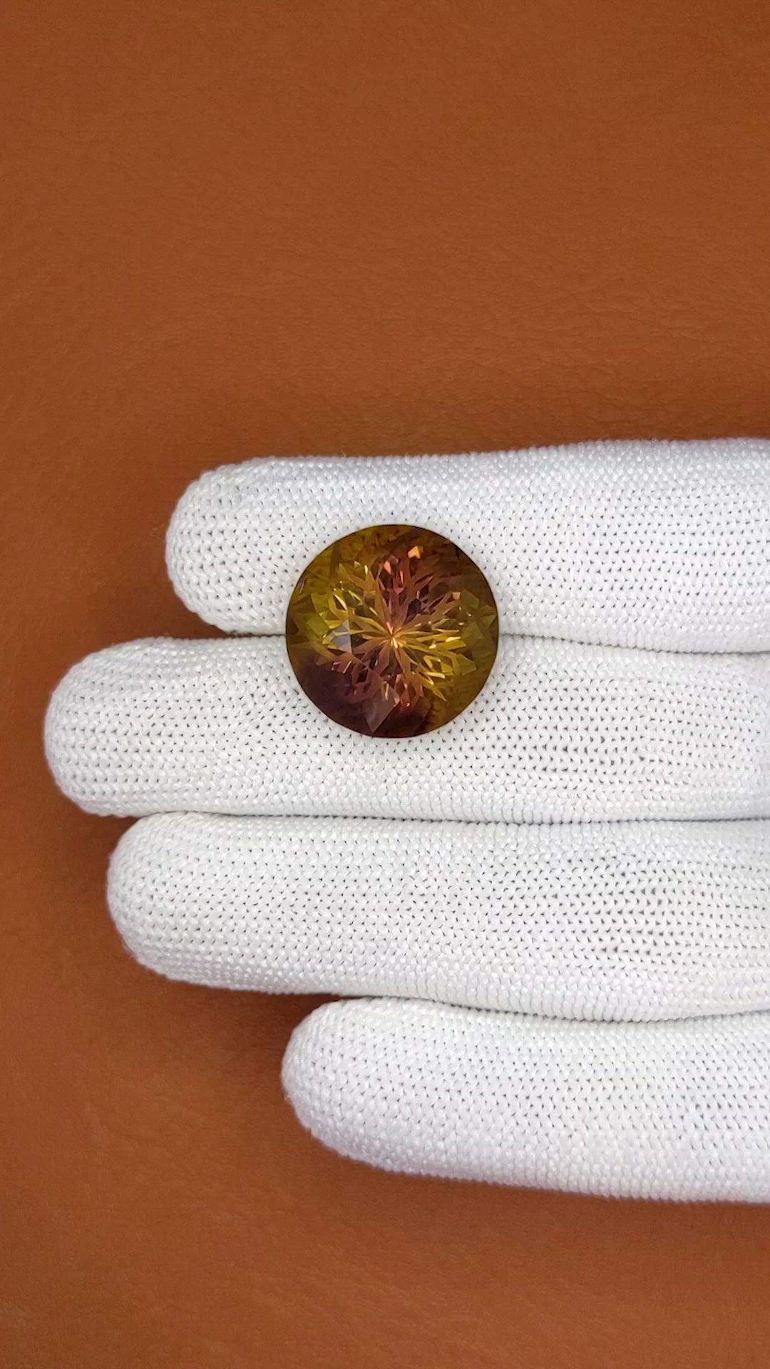 19.43 Ct. Bi Color Ametrine from Brazil Size Video