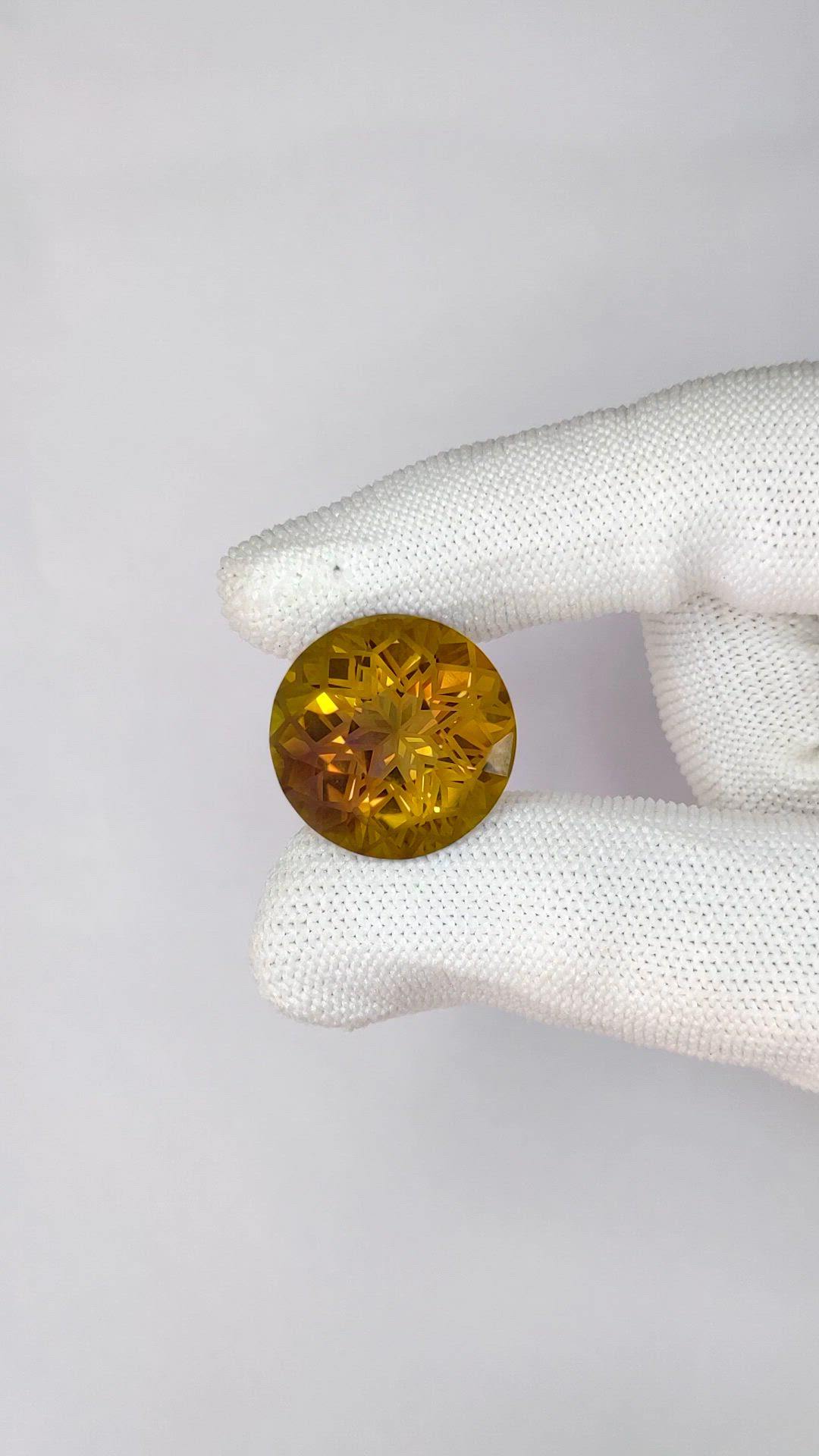 23.71 Ct. Bi Color Ametrine from Brazil Size Video