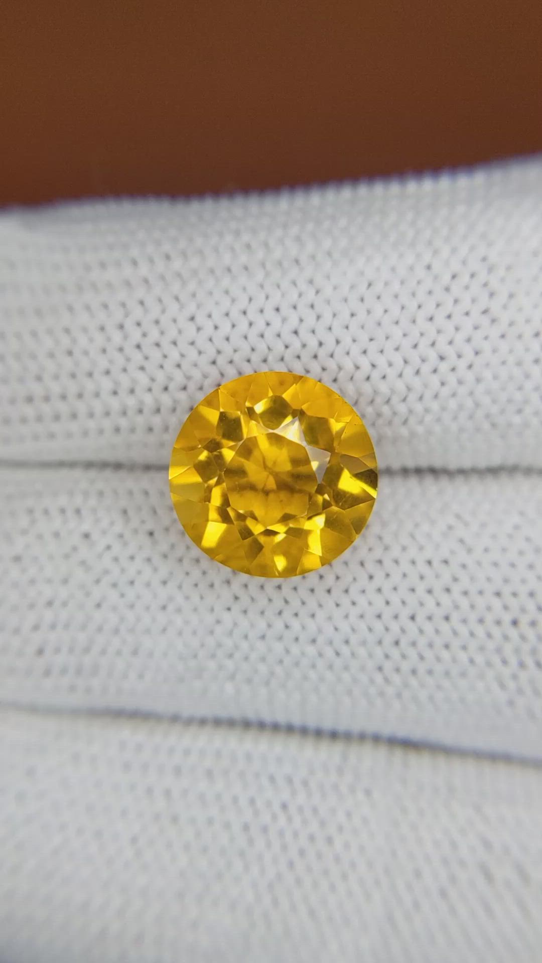 5.78 Ct. Yellow Citrine from Ceylon (Sri Lanka) Size Video