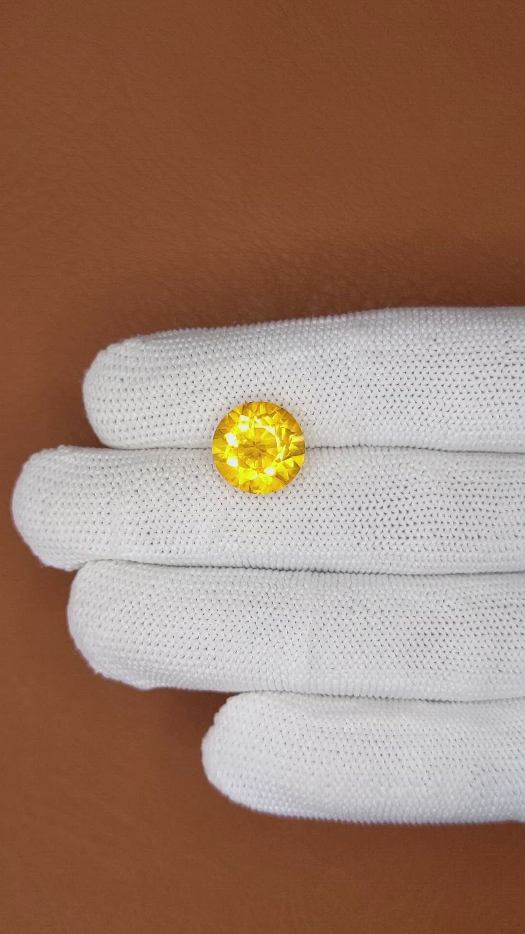 5.78 Ct. Yellow Citrine from Ceylon (Sri Lanka) Size Video