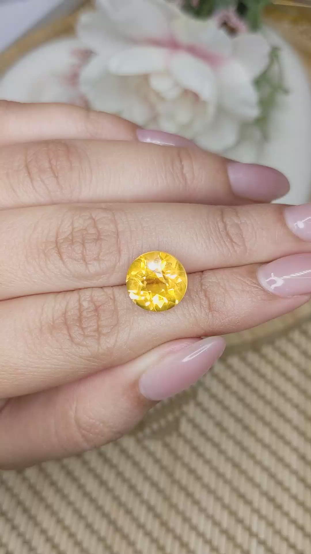 5.52 Ct. Yellow Citrine from Ceylon (Sri Lanka) Size Video