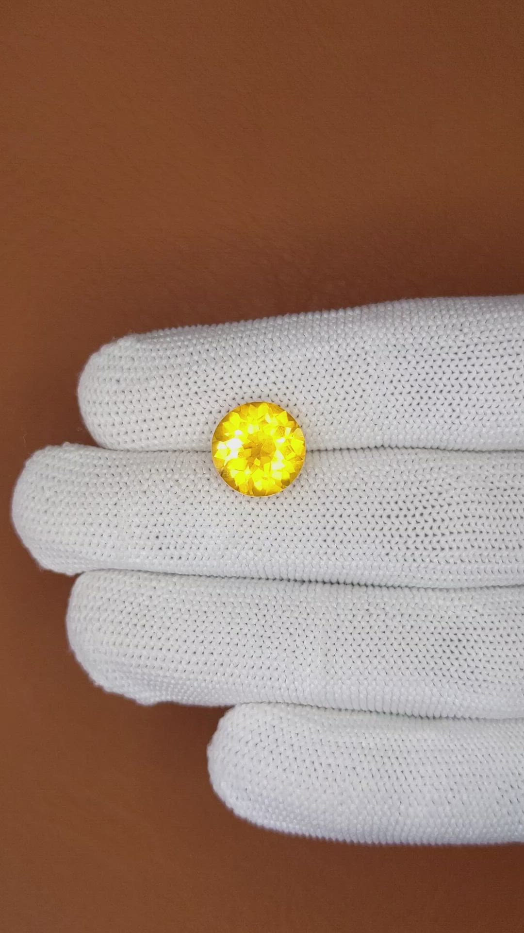 5.52 Ct. Yellow Citrine from Ceylon (Sri Lanka) Size Video