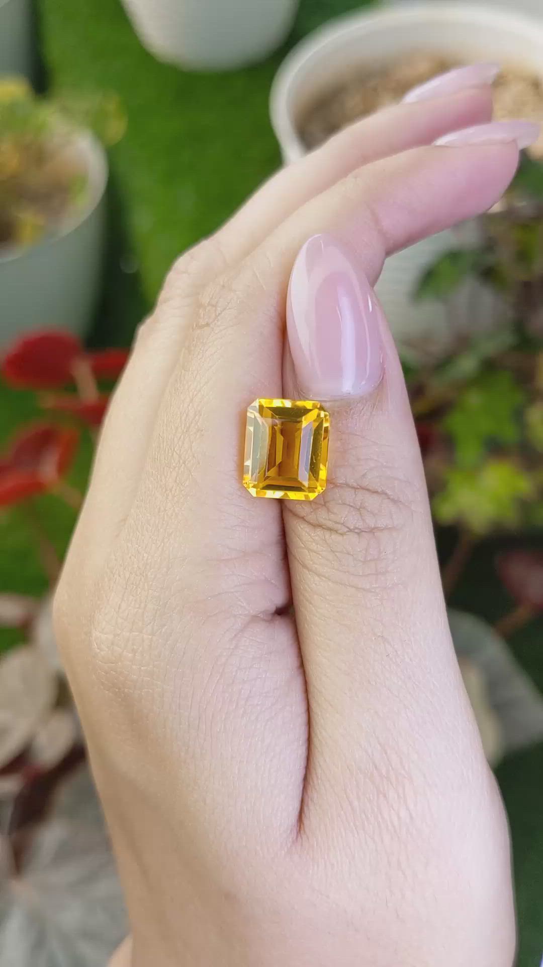5.62 Ct. Yellow Citrine from Ceylon (Sri Lanka) Size Video