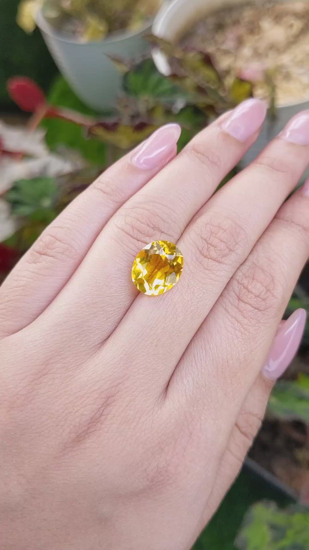 5.25 Ct. Yellow Citrine from Ceylon (Sri Lanka) Size Video