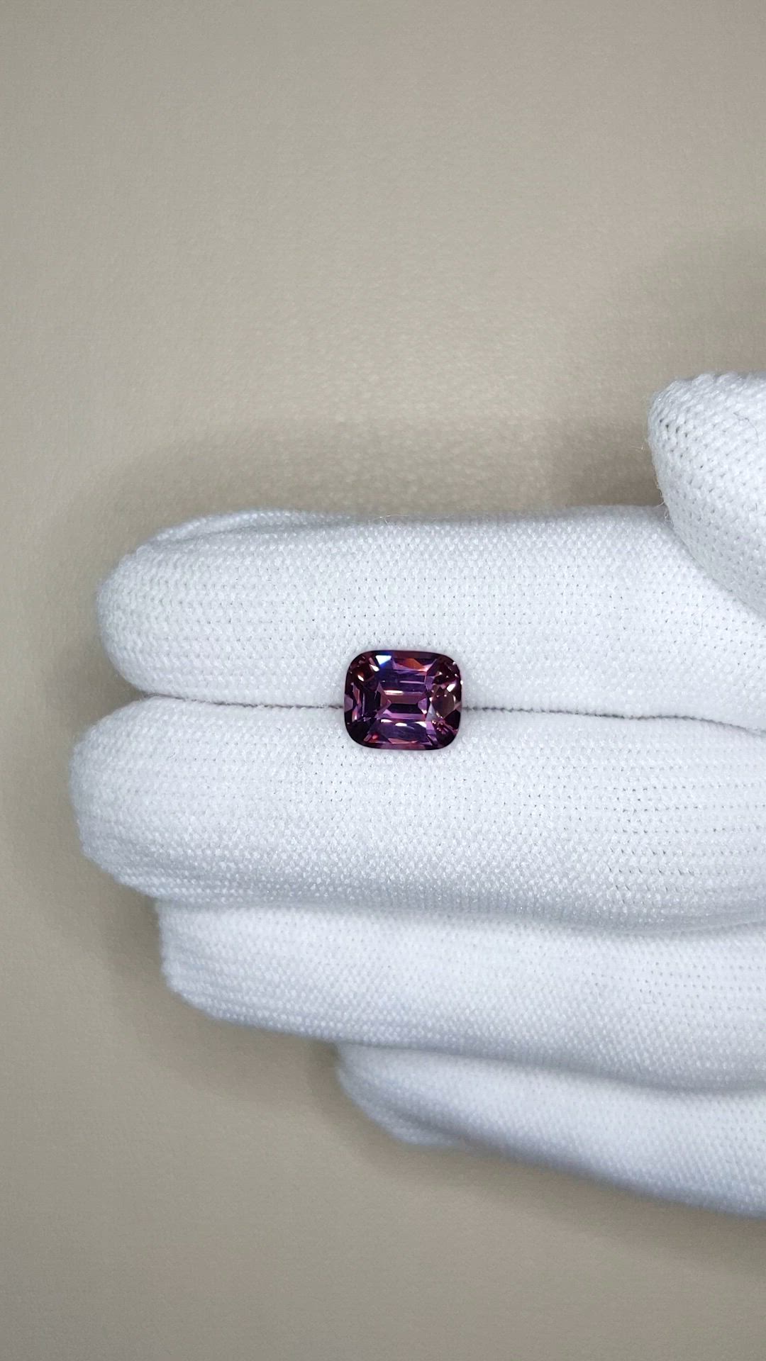 3.23 Ct. Purplish Pink Spinel from Ceylon (Sri Lanka) Size Video