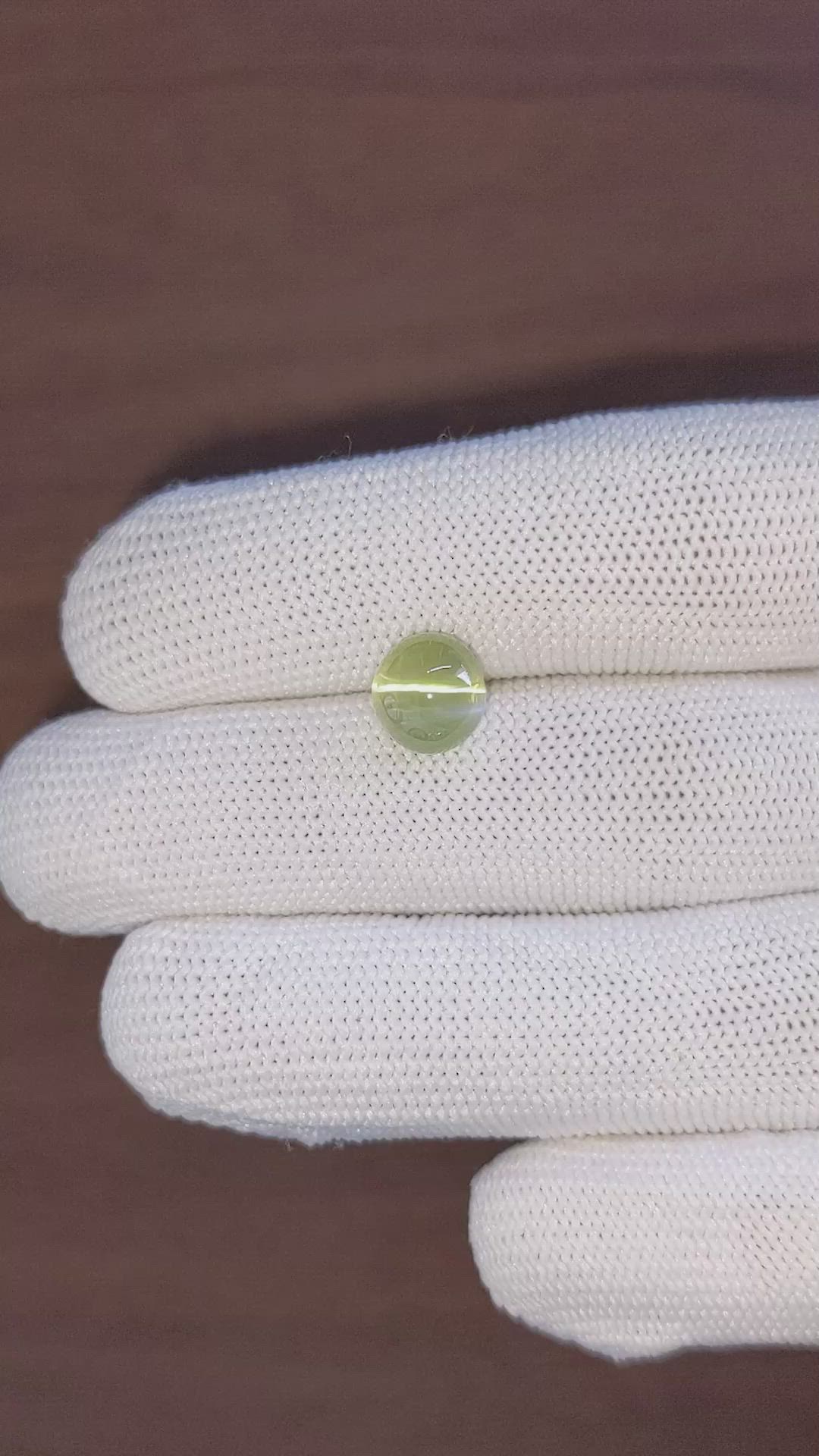 4.52 Ct. Yellowish Green Cabochon Chrysoberyl from Ceylon (Sri Lanka) Size Video