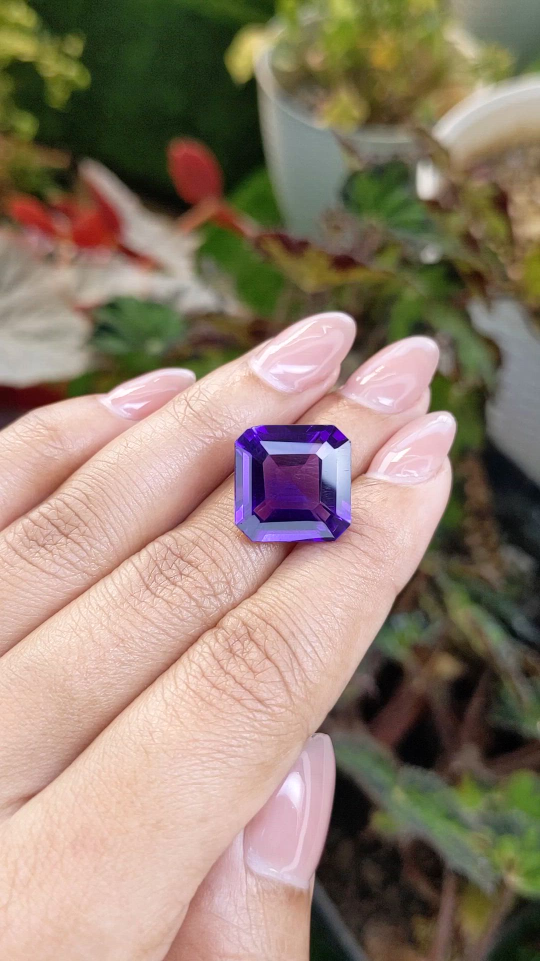 11.44 Ct. Purple Amethyst from Ceylon (Sri Lanka) Size Video