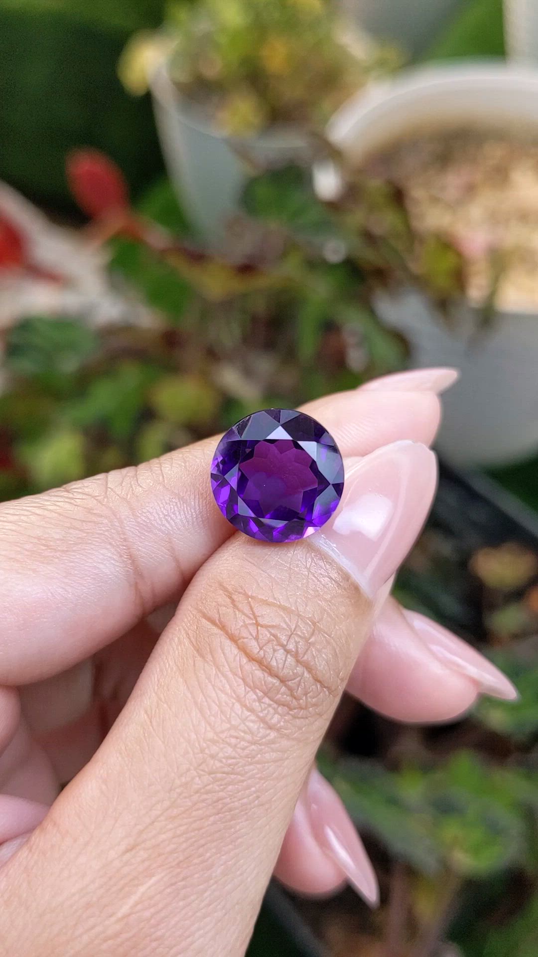8.52 Ct. Purple Amethyst from Ceylon (Sri Lanka) Size Video