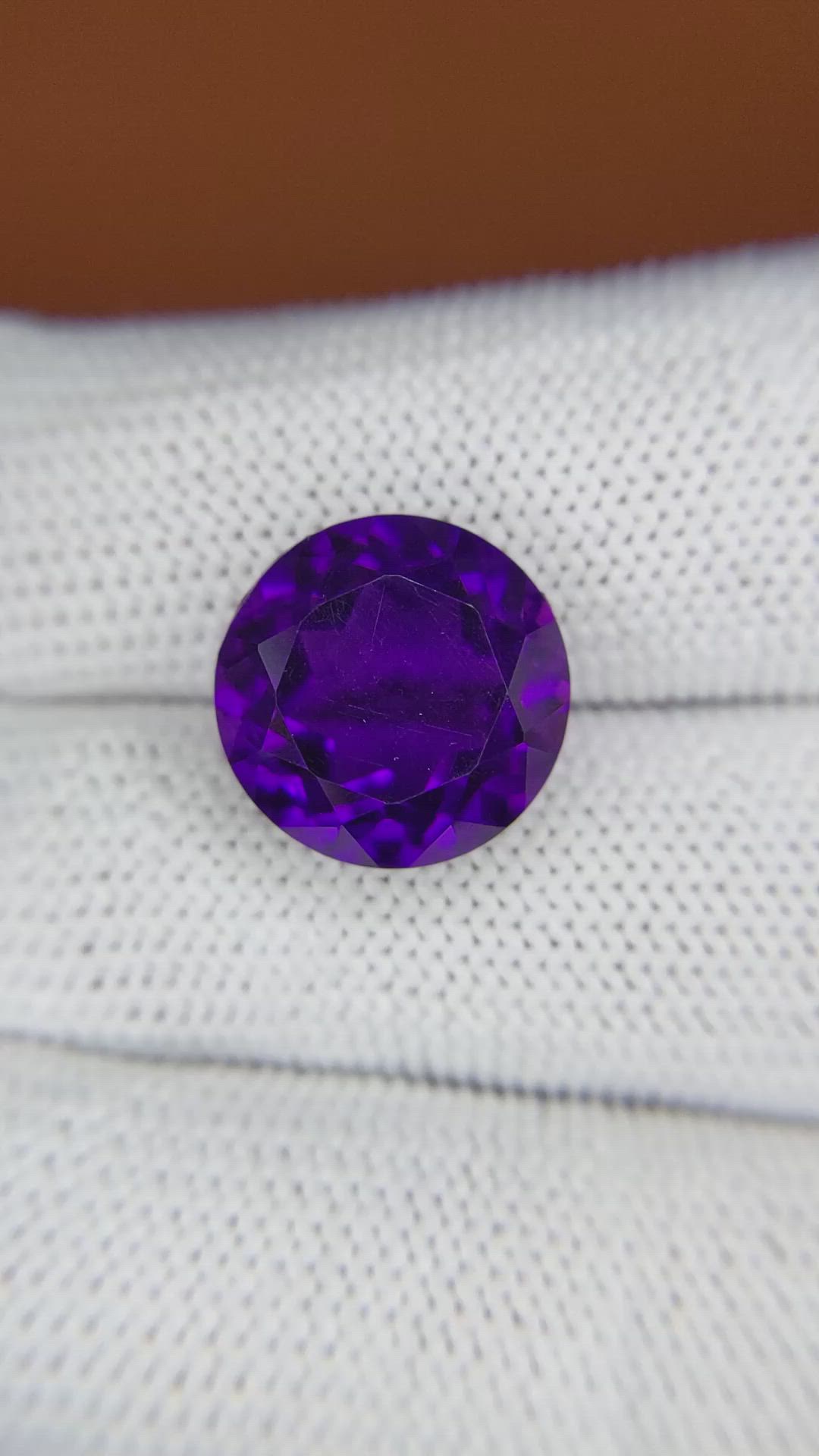 8.52 Ct. Purple Amethyst from Ceylon (Sri Lanka) Size Video