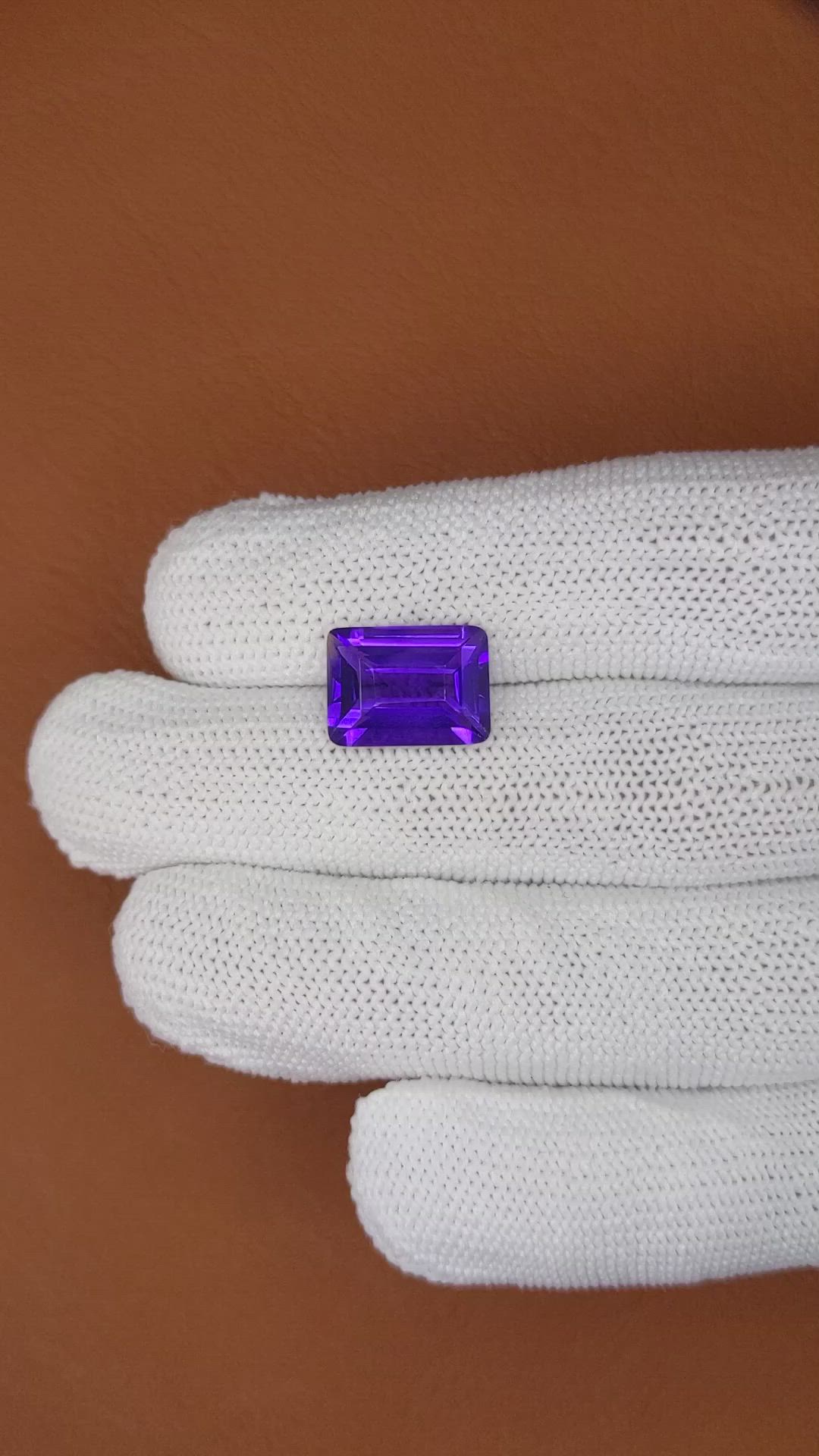 5.37 Ct. Purple Amethyst from Brazil Size Video