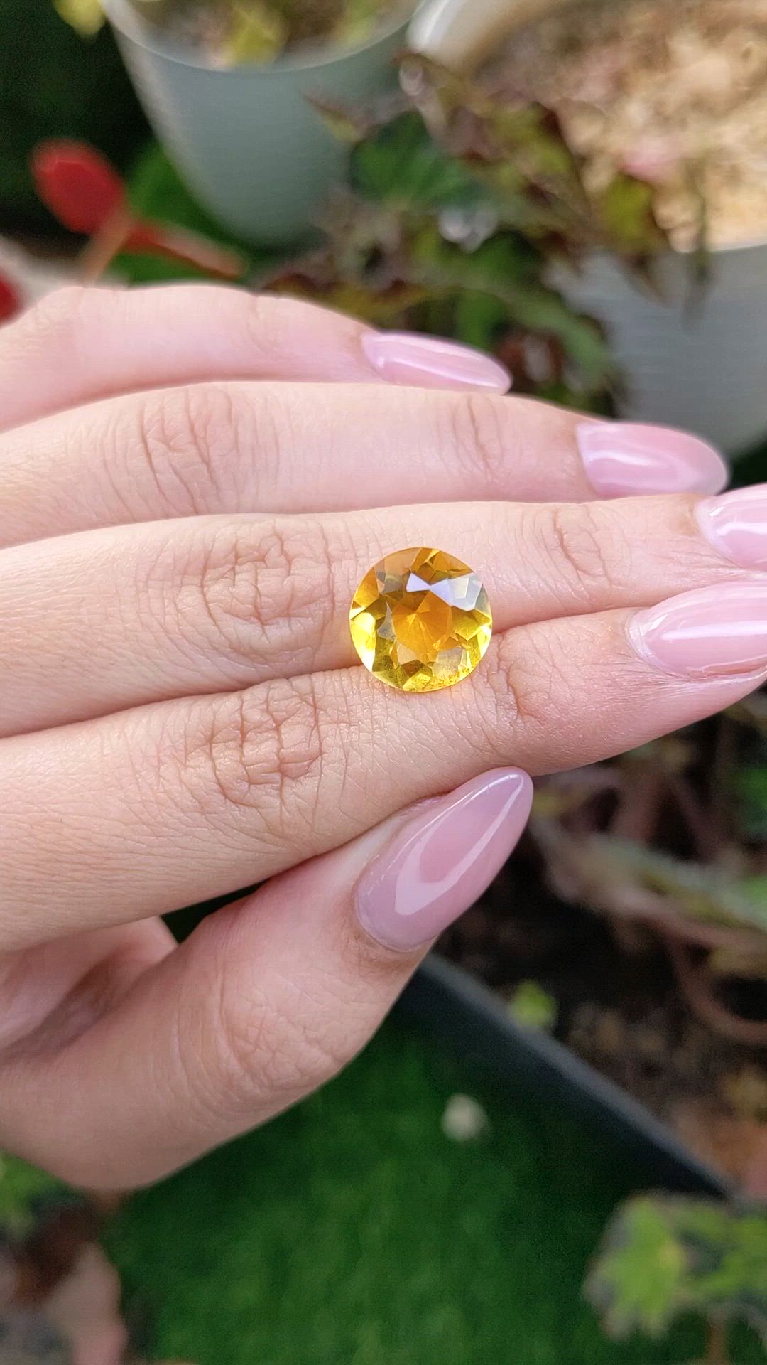 5.70 Ct. Yellow Citrine from Brazil Size Video