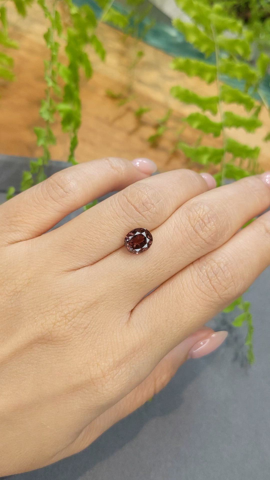 3.28 Ct. Brown Zircon from Ceylon (Sri Lanka) Size Video