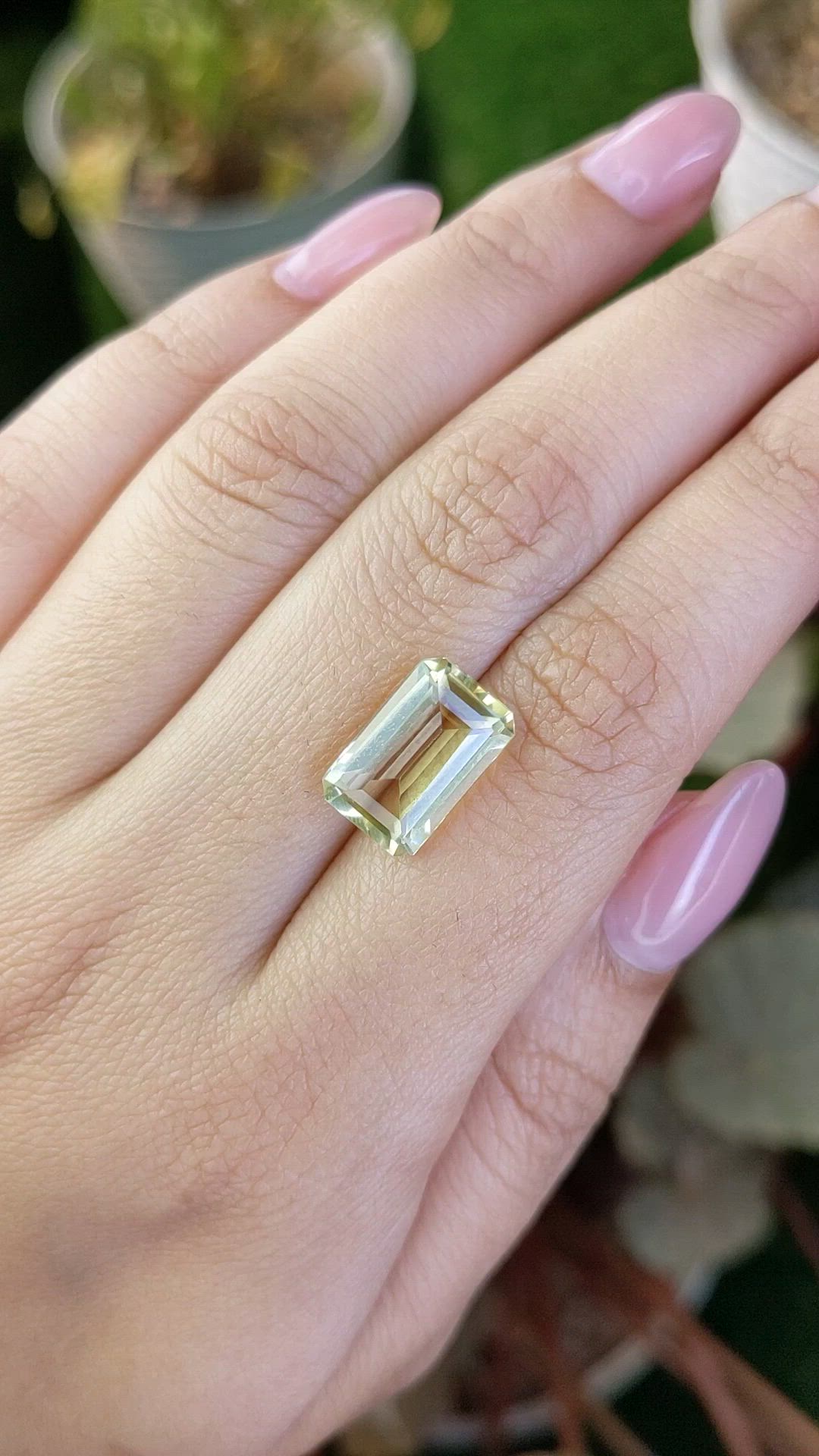 5.07 Ct. Lemon Quartz from Brazil Size Video
