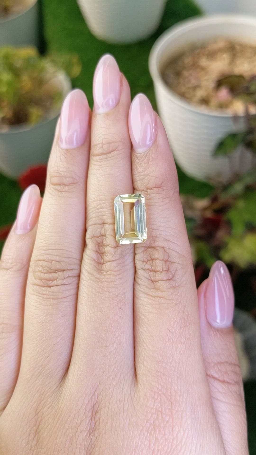5.07 Ct. Lemon Quartz from Brazil Size Video