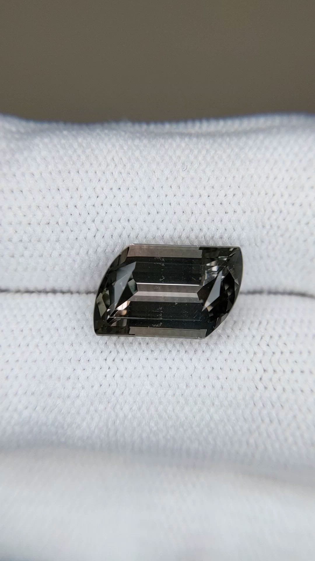5.04 Ct. Bi Color Tourmaline from Mozambique Size Video