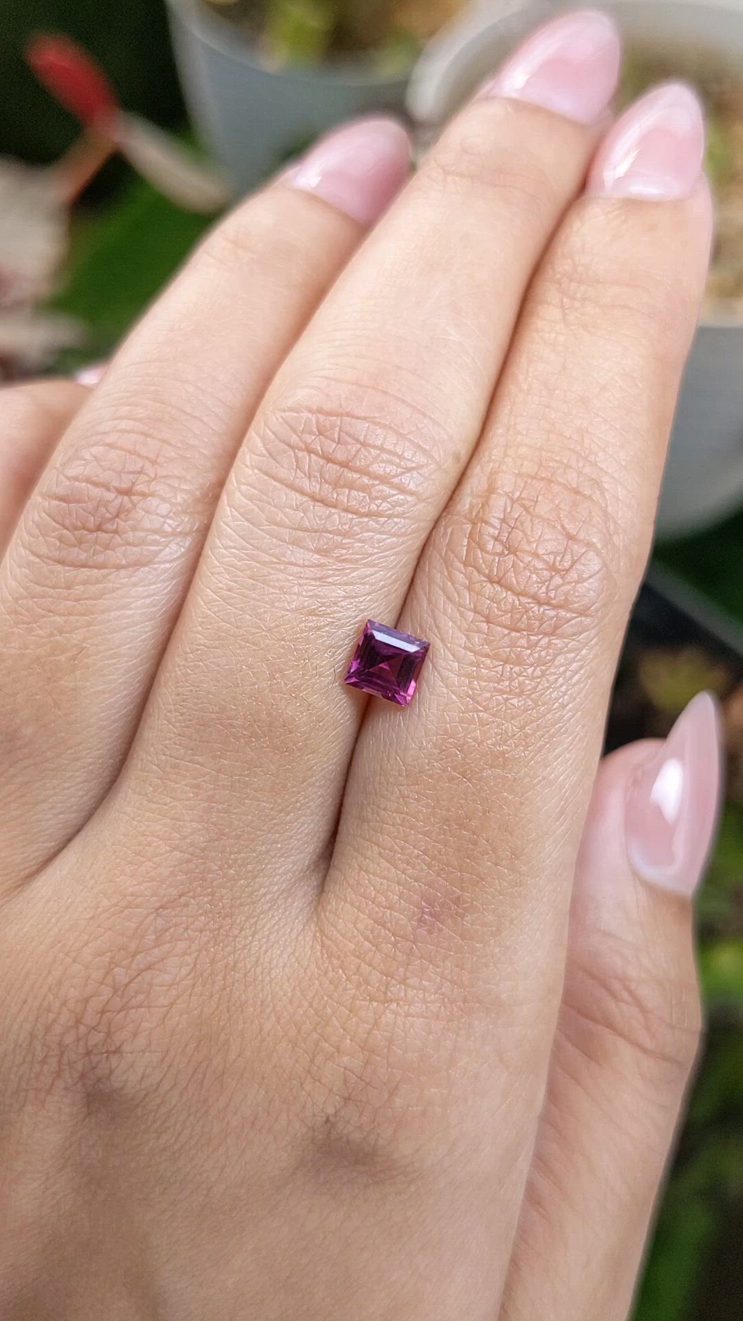 0.72 Ct. Pinkish Purple Garnet from Ceylon (Sri Lanka) Size Video