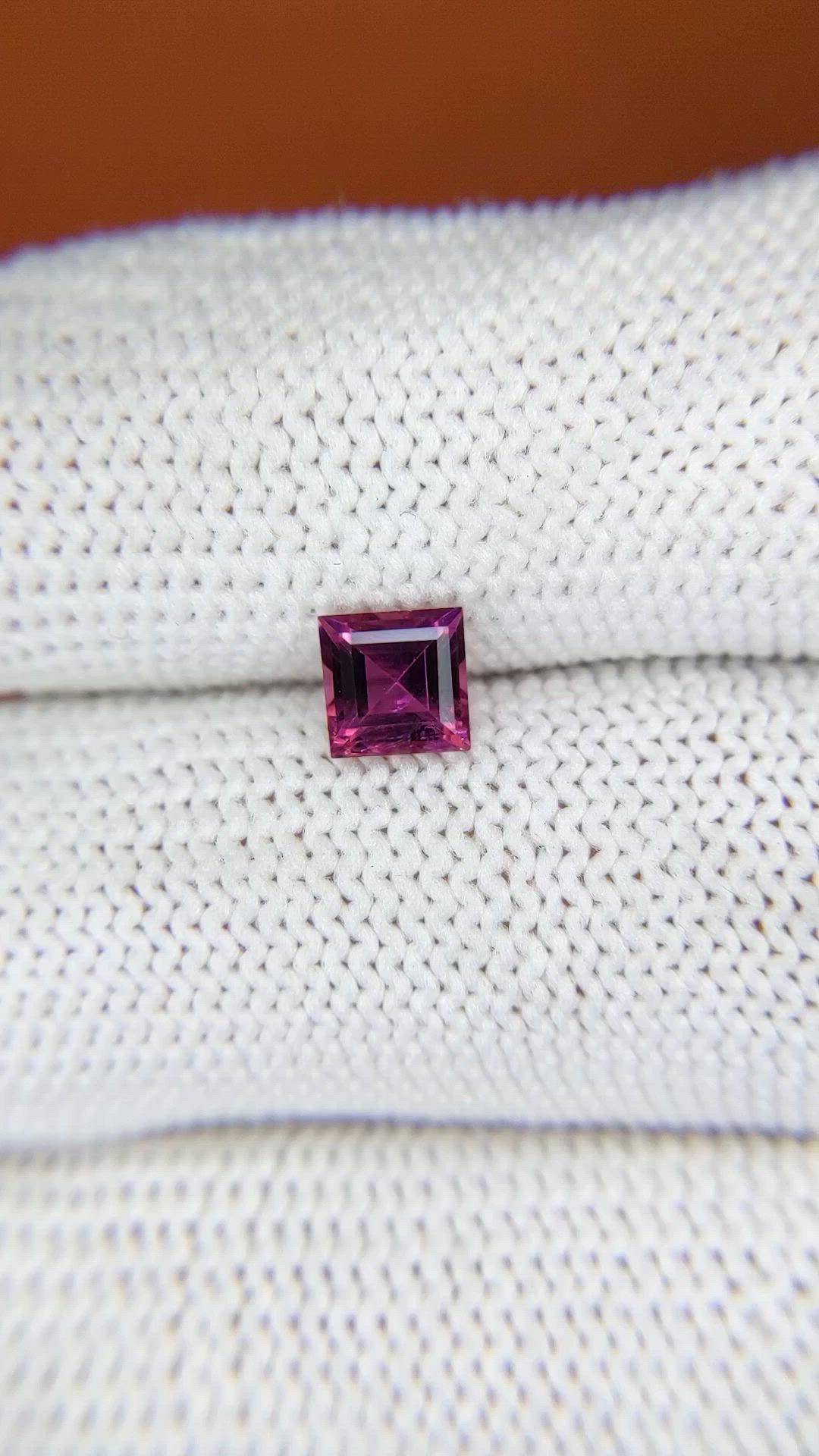0.72 Ct. Pinkish Purple Garnet from Ceylon (Sri Lanka) Size Video