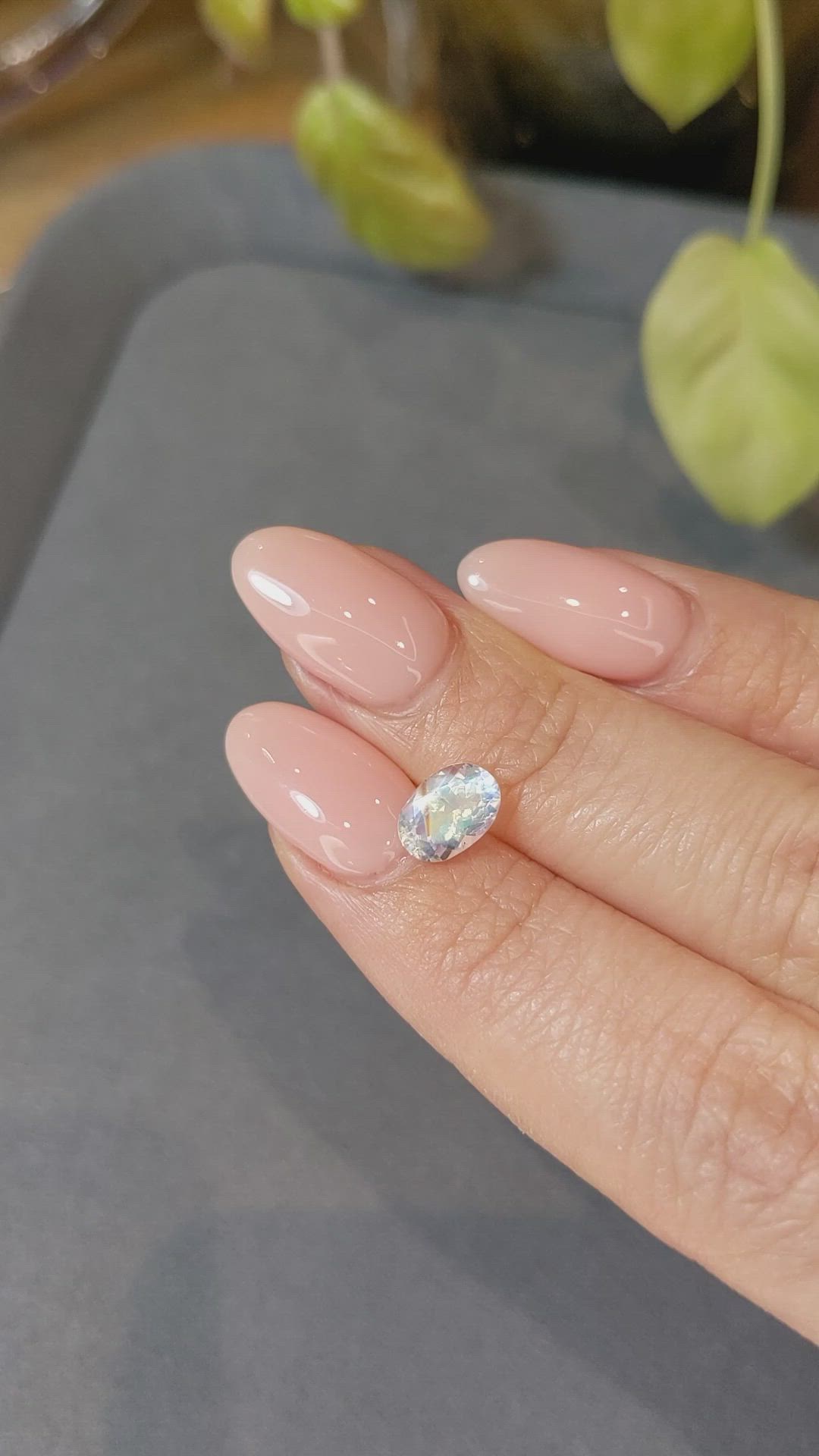 1.05 Ct. White Moonstone from Ceylon (Sri Lanka) Size Video