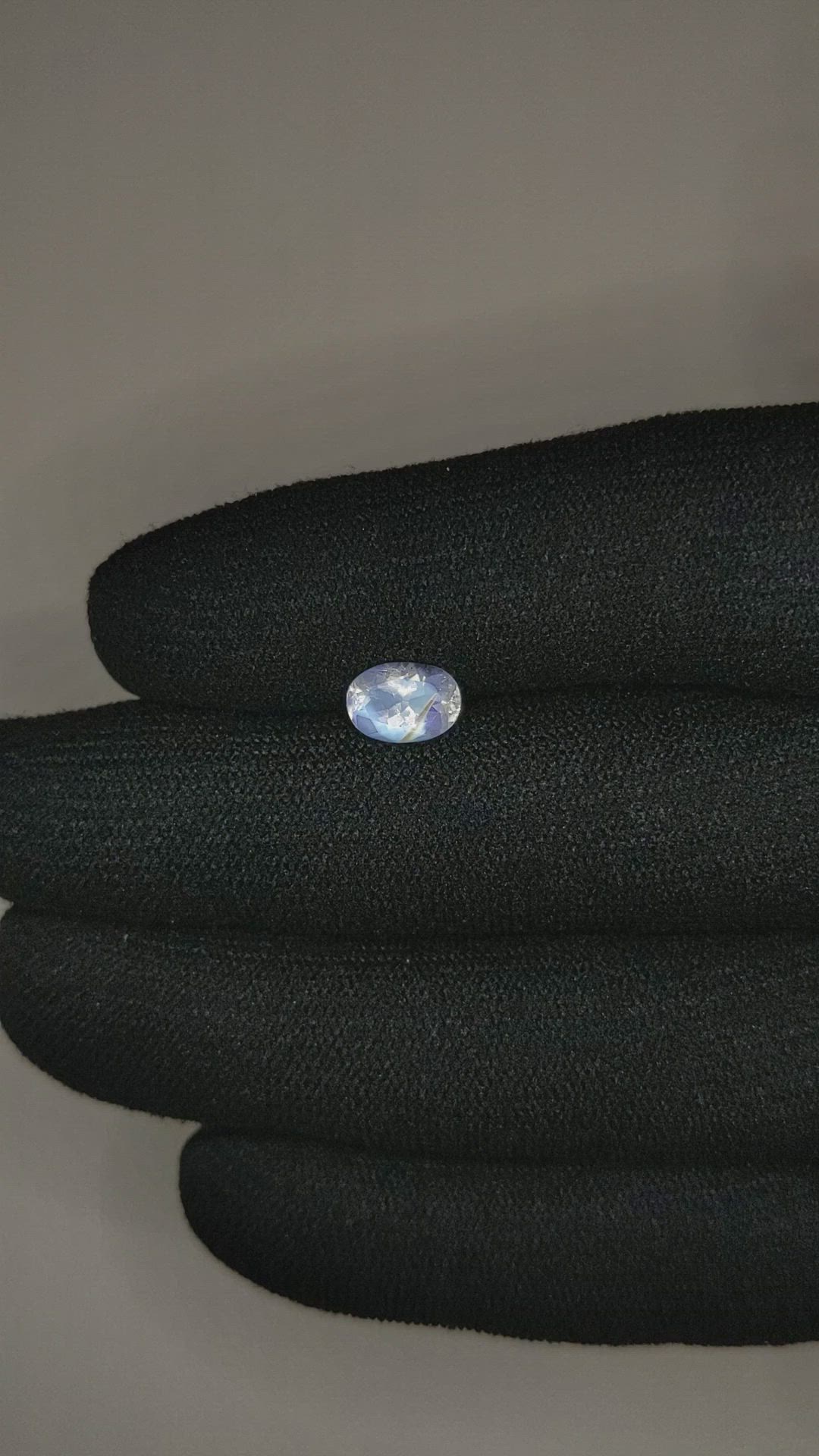 1.05 Ct. White Moonstone from Ceylon (Sri Lanka) Size Video