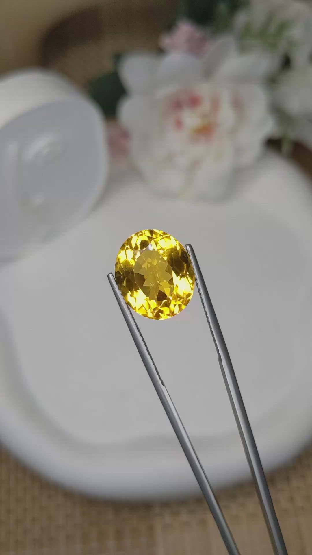9.09 Ct. Yellow Citrine from Brazil Size Video