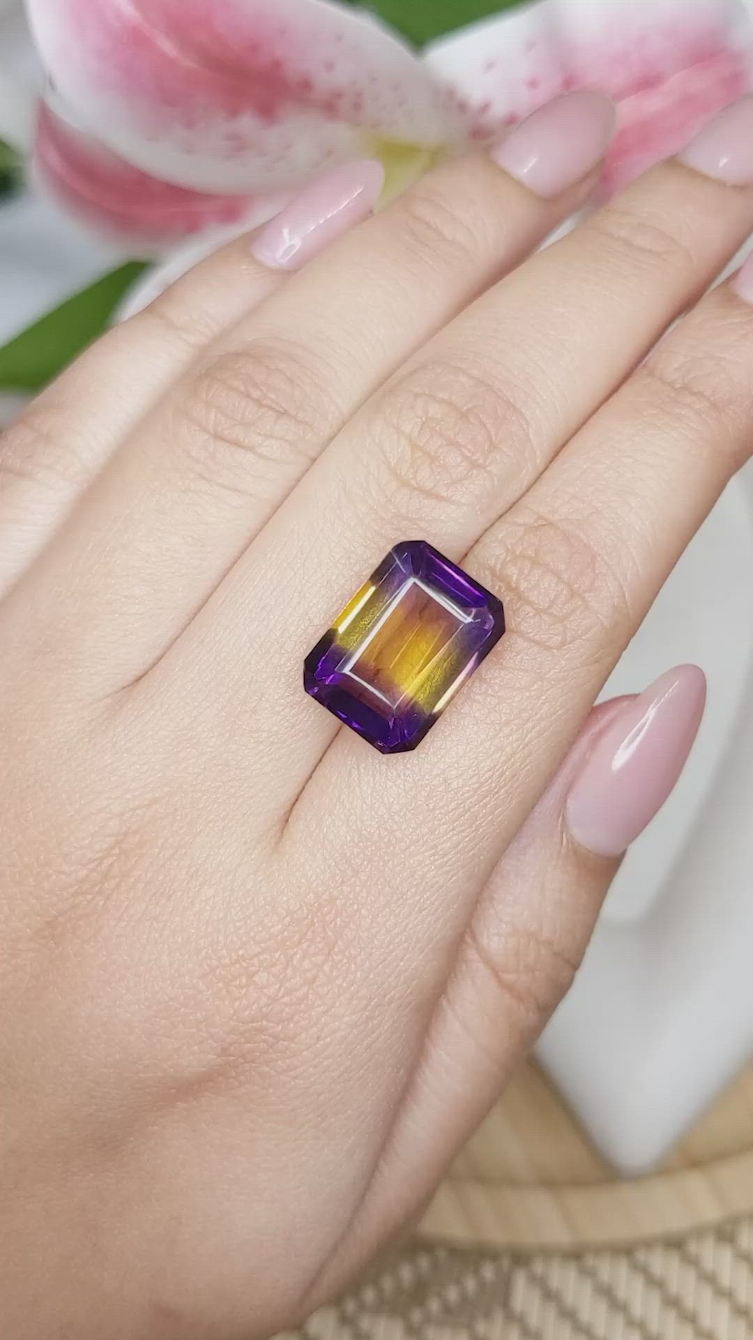 11.05 Ct. Bi Color Ametrine from Brazil Size Video
