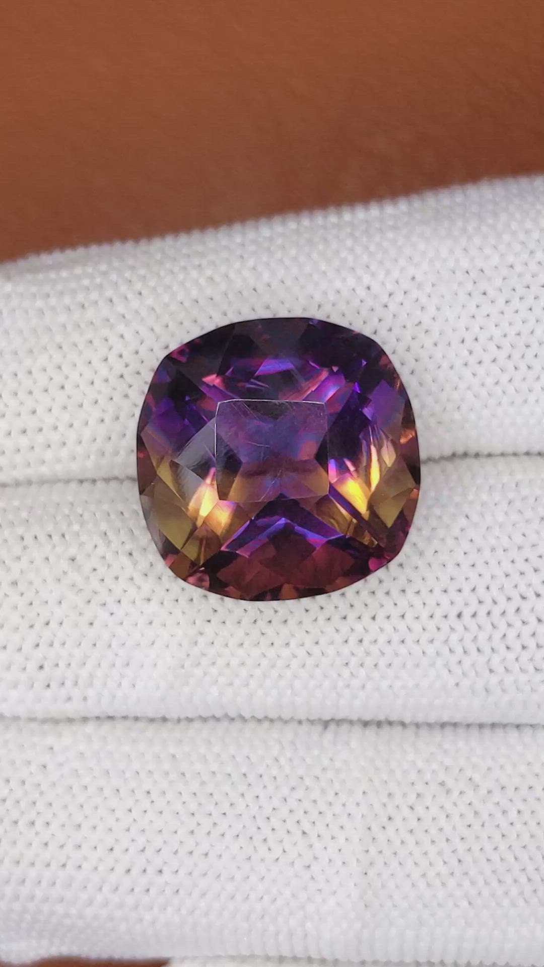 19.44 Ct. Bi Color Ametrine from Brazil Size Video
