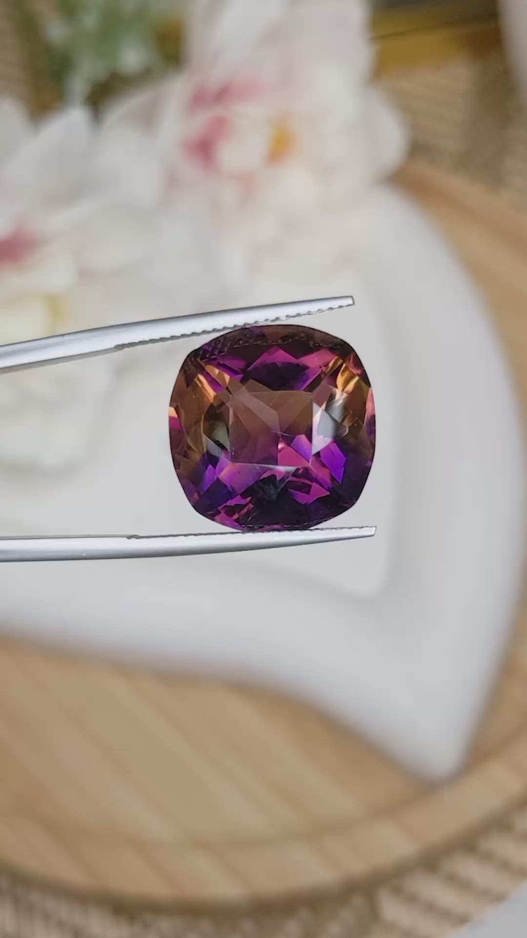 19.44 Ct. Bi Color Ametrine from Brazil Size Video