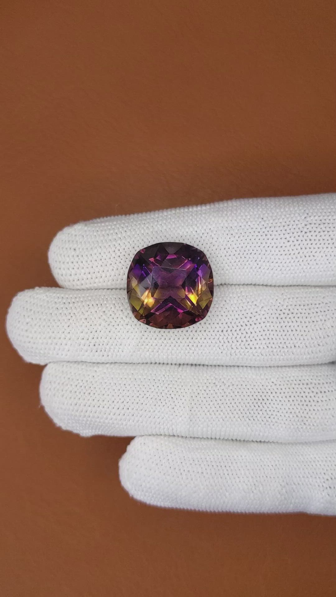 19.44 Ct. Bi Color Ametrine from Brazil Size Video