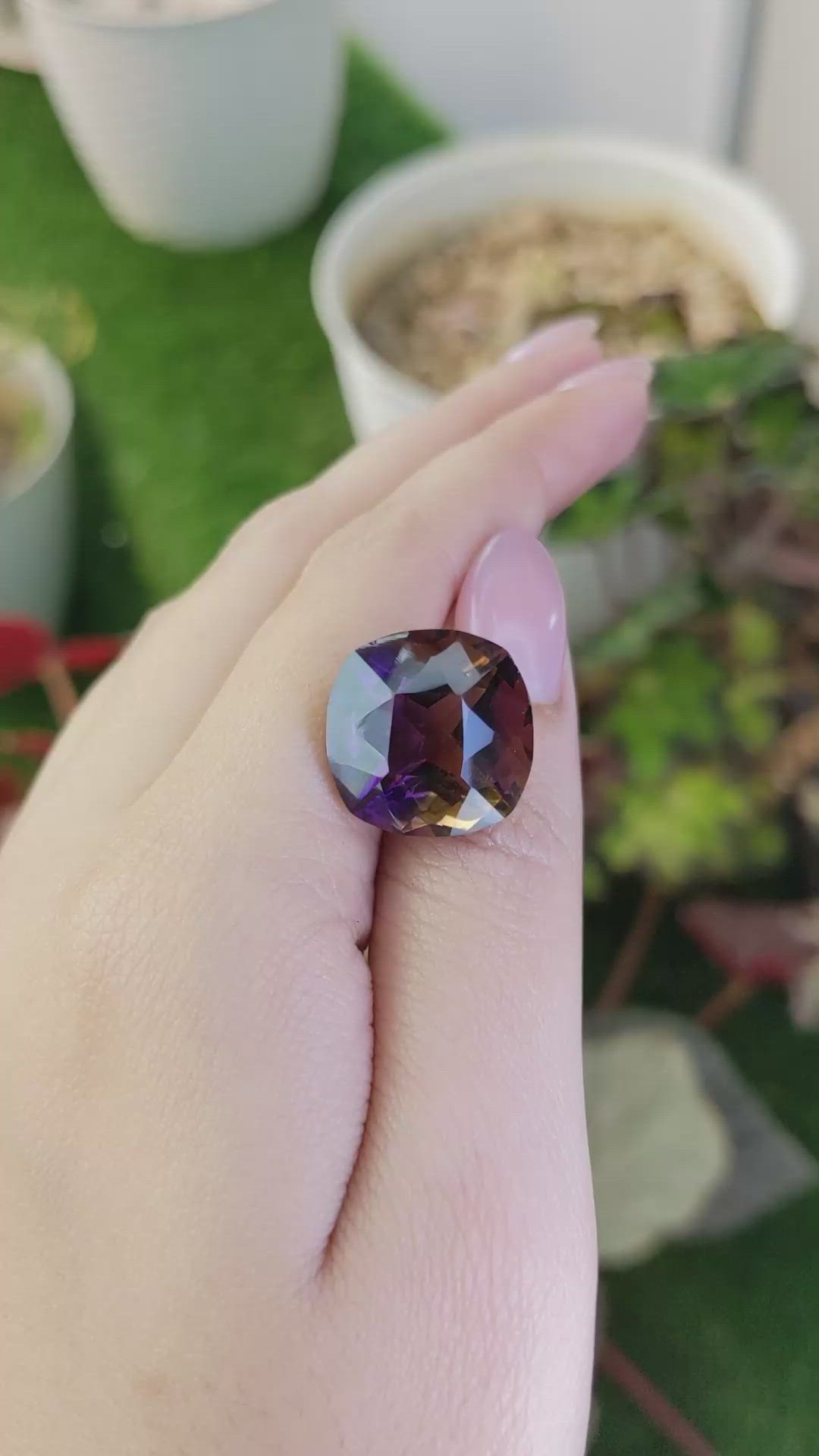 19.44 Ct. Bi Color Ametrine from Brazil Size Video