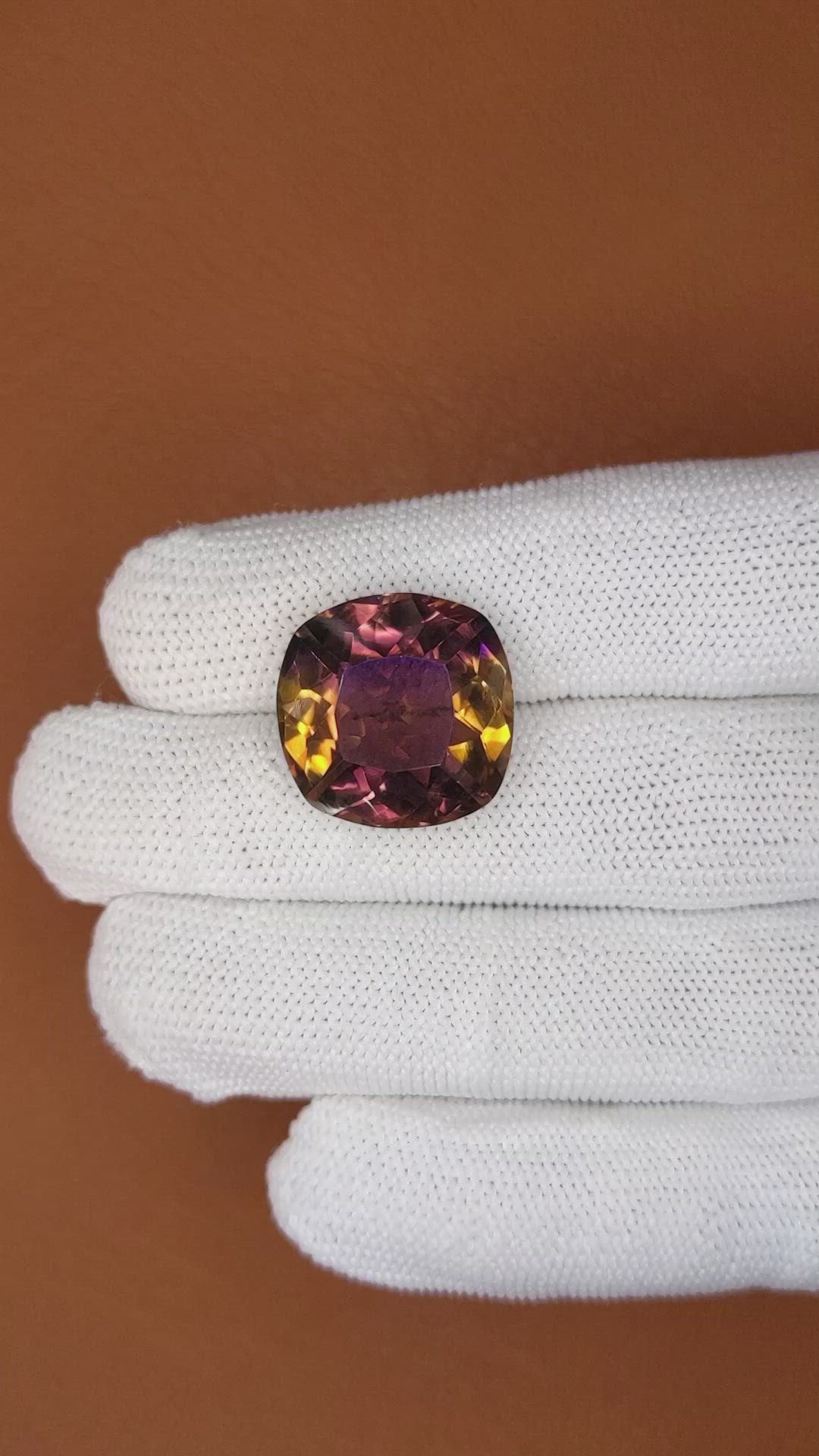 17.48 Ct. Bi Color Ametrine from Brazil Size Video