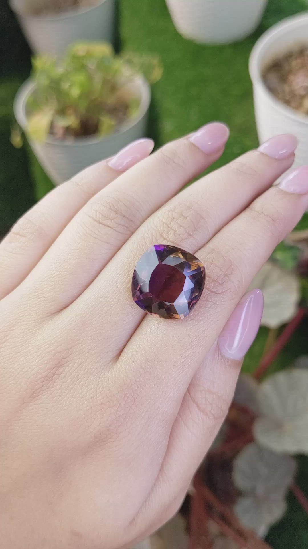 17.48 Ct. Bi Color Ametrine from Brazil Size Video