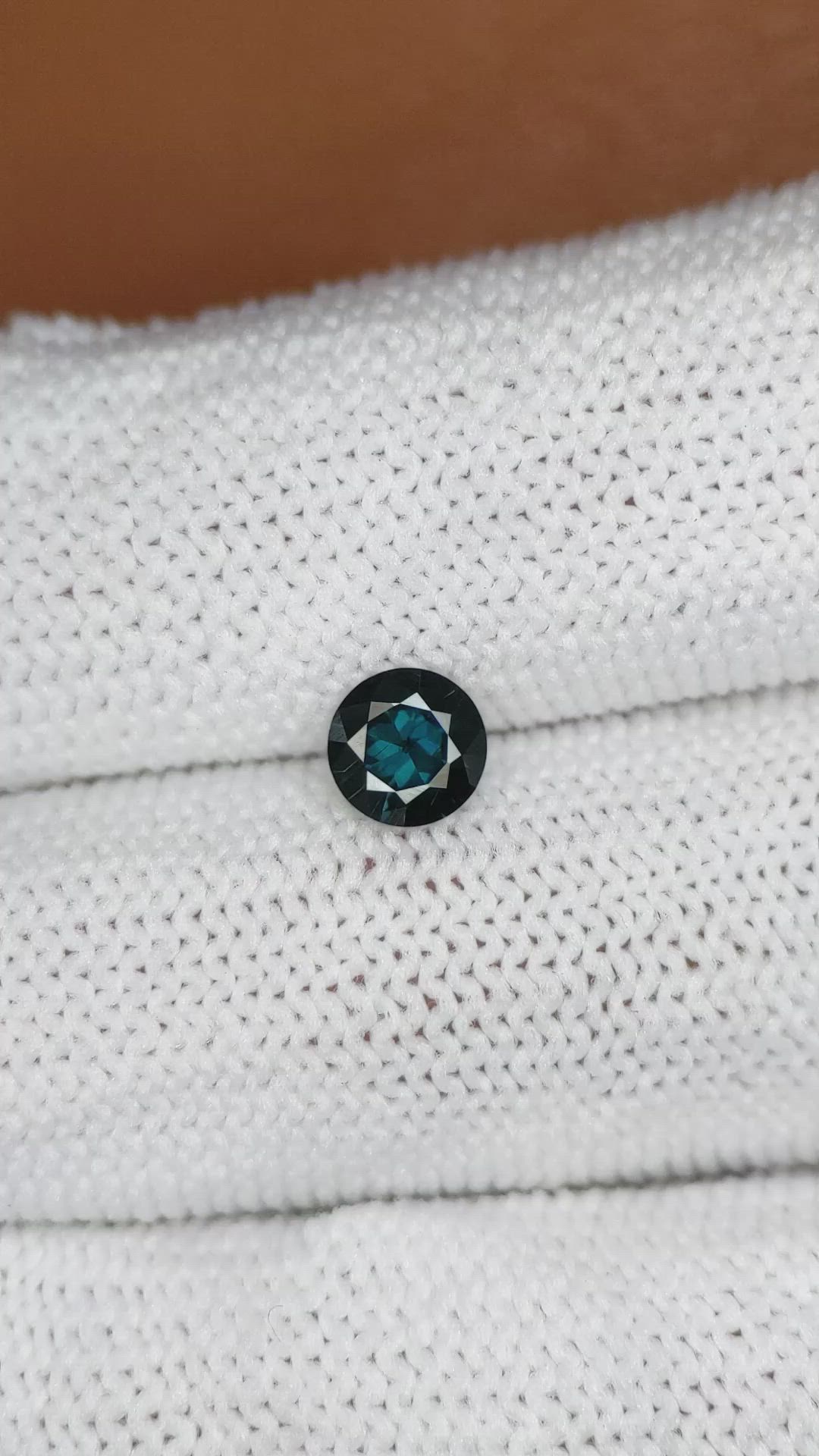 0.65 Ct. Greenish Blue Spinel from Ceylon (Sri Lanka) Size Video