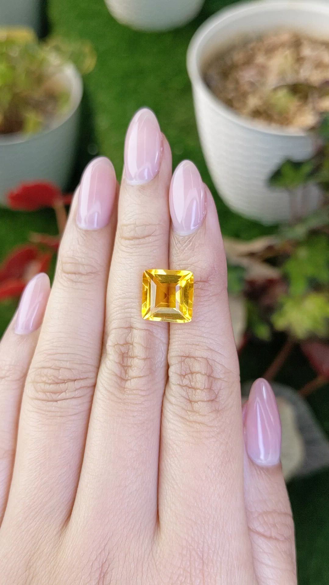 5.83 Ct. Yellow Citrine from Brazil Size Video