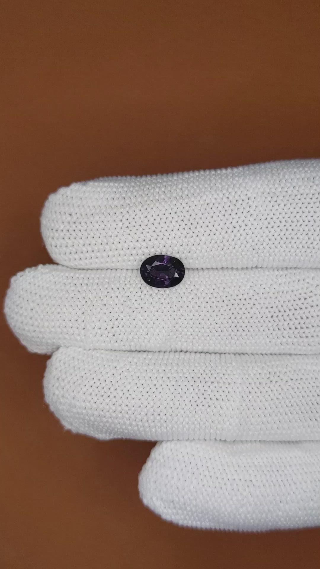 1.03 Ct. Purple Spinel from Ceylon (Sri Lanka) Size Video