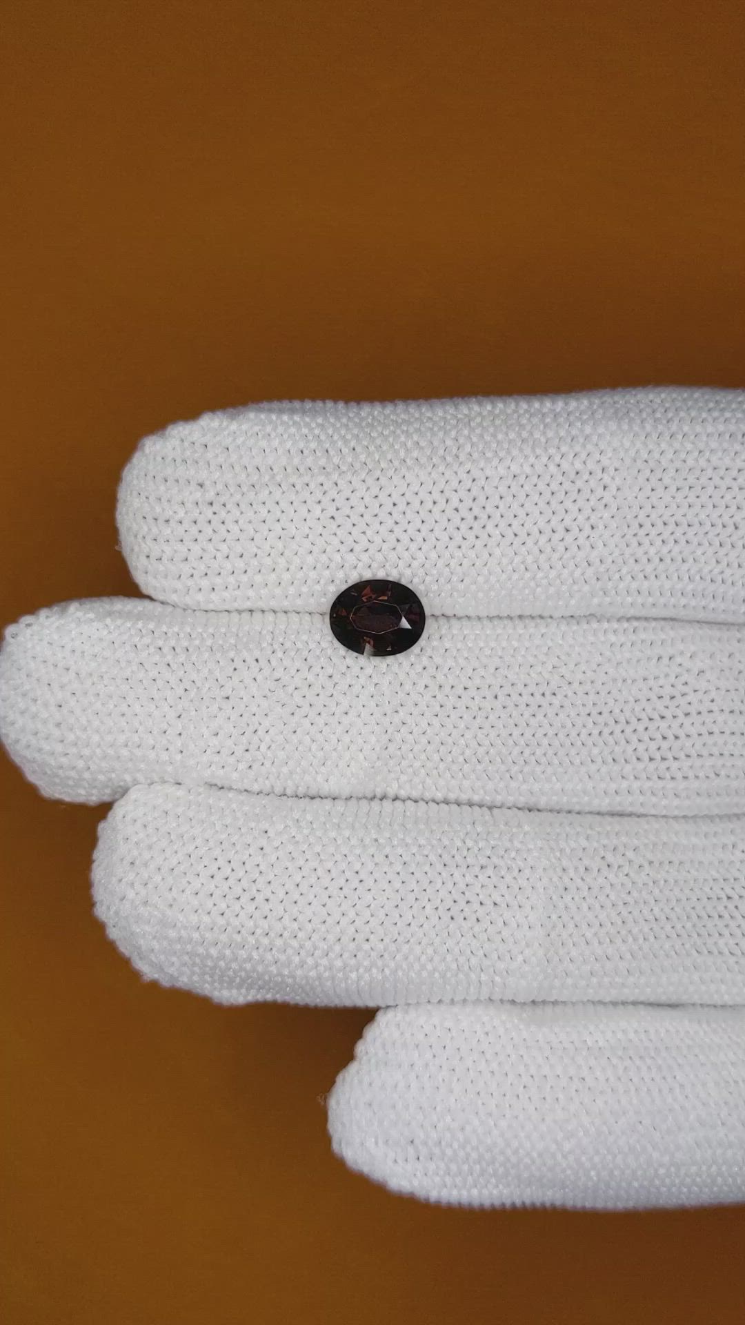 1.13 Ct. Red Spinel from Ceylon (Sri Lanka) Size Video