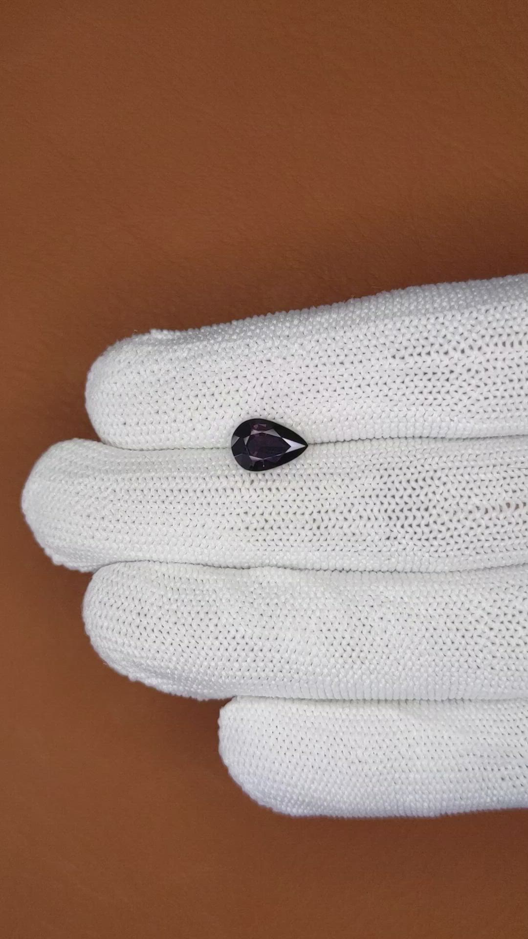 1.72 Ct. Purple Spinel from Ceylon (Sri Lanka) Size Video