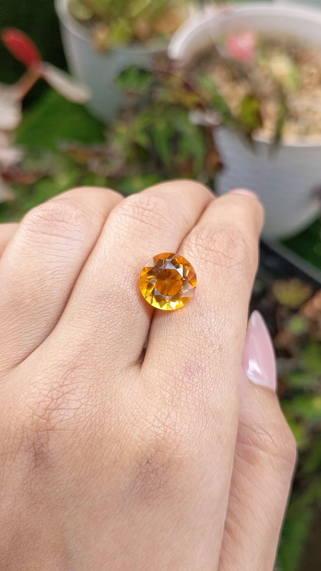 5.00 Ct. Yellow Citrine from Brazil Size Video