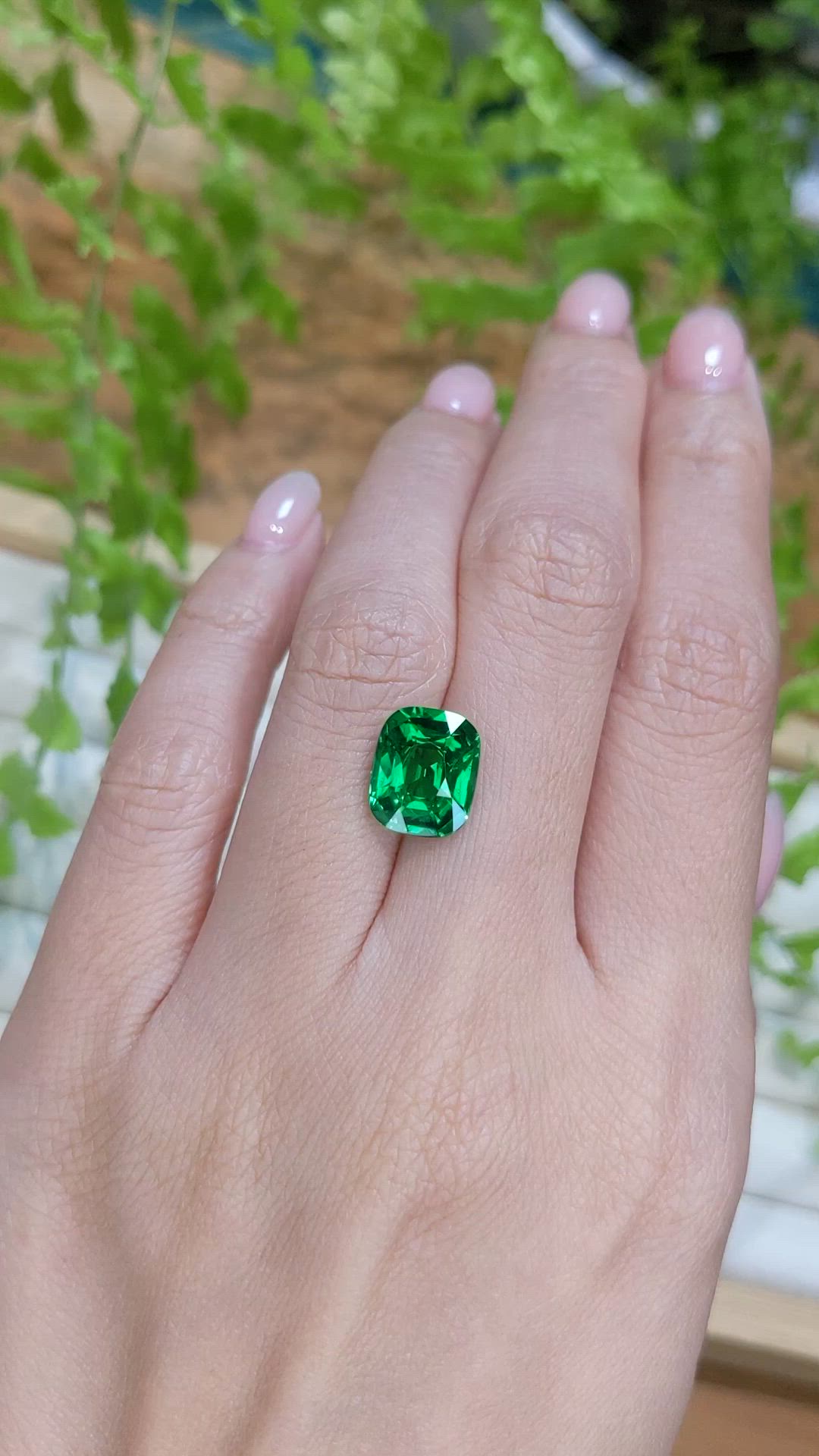 5.10 Ct. Tsavorite Garnet from Tanzania Size Video