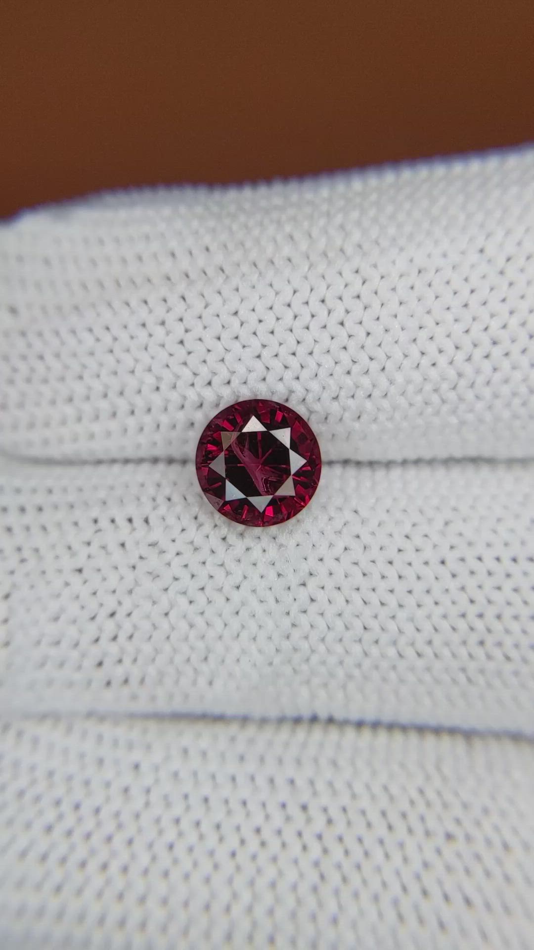 1.61 Ct. Red Garnet from Ceylon (Sri Lanka) Size Video