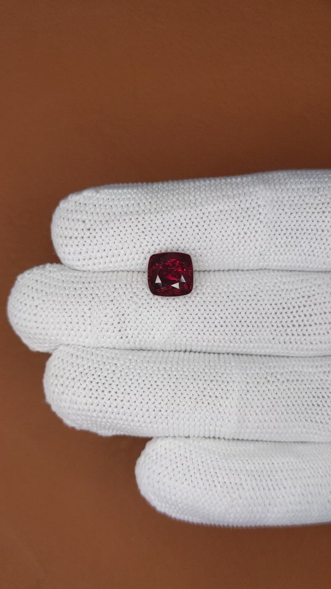 3.16 Ct. Purplish Pink Garnet from Ceylon (Sri Lanka) Size Video