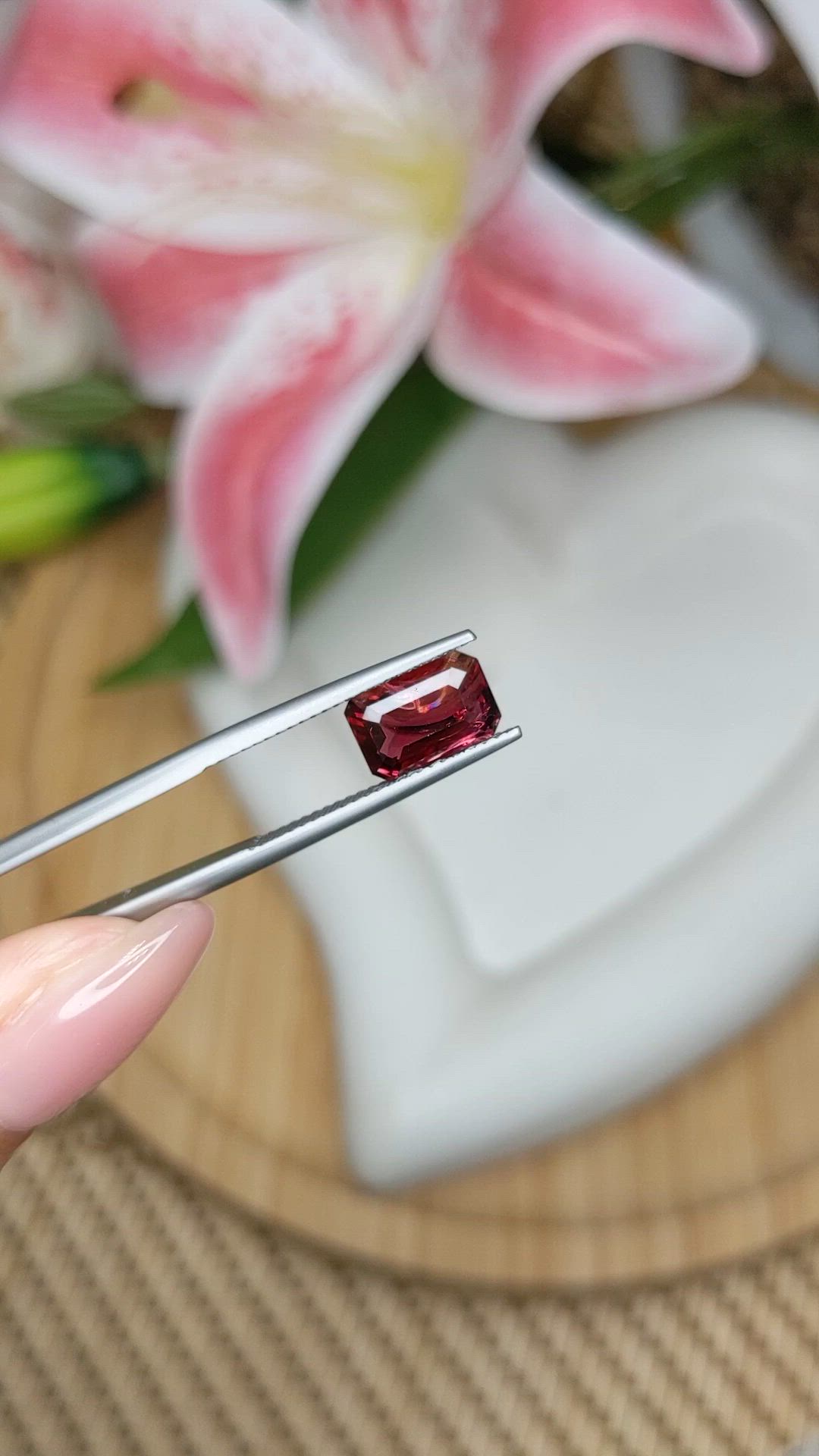 2.76 Ct. Red Garnet from Ceylon (Sri Lanka) Size Video