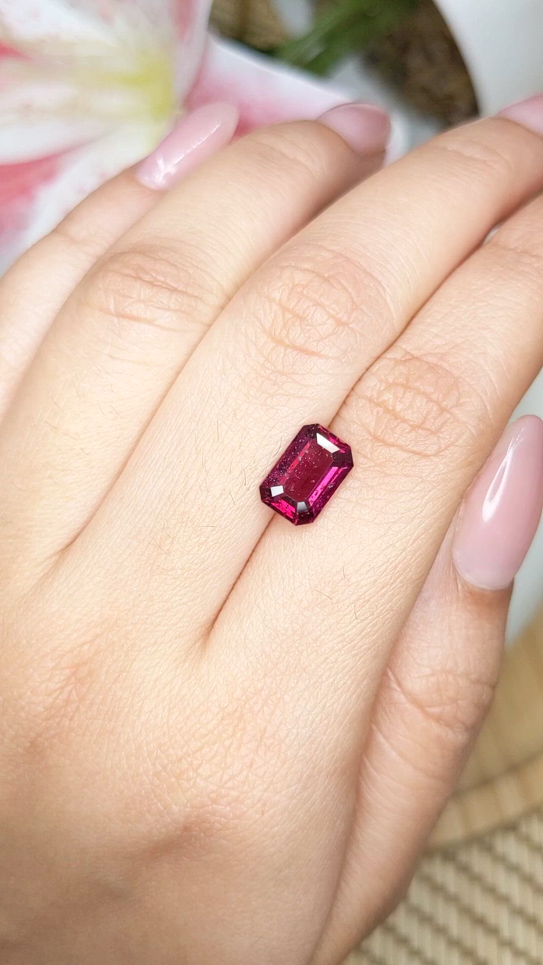 2.50 Ct. Pinkish Purple Rhodolite Garnet from Ceylon (Sri Lanka) Size Video